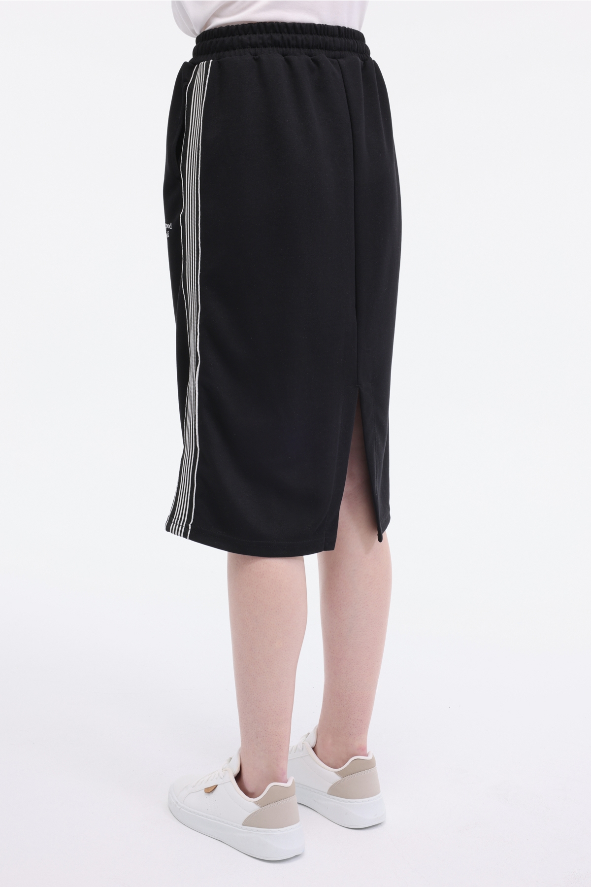 https://floimages.mncdn.com/media/catalog/product/25-05/05/102006533_m2.JPG