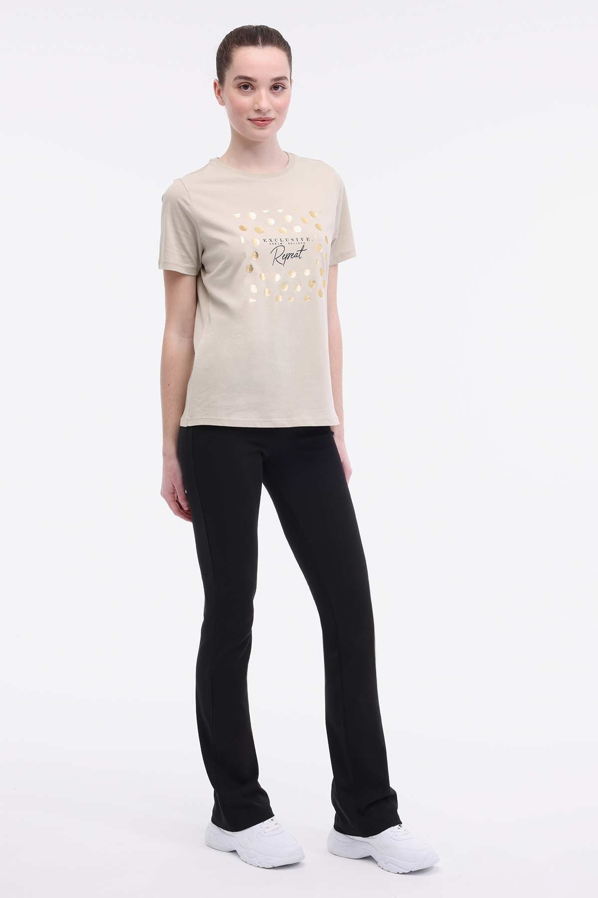 https://floimages.mncdn.com/media/catalog/product/25-05/05/102008399_m3.JPG