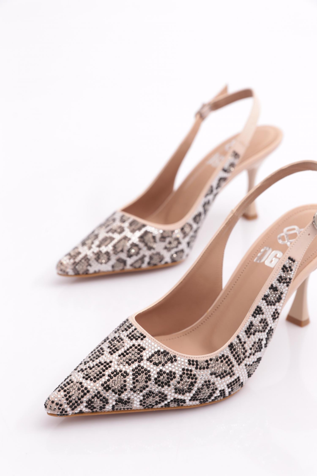 7525 Kadin Sivri Burun Topuklu Ayakkabi - Görsel 5