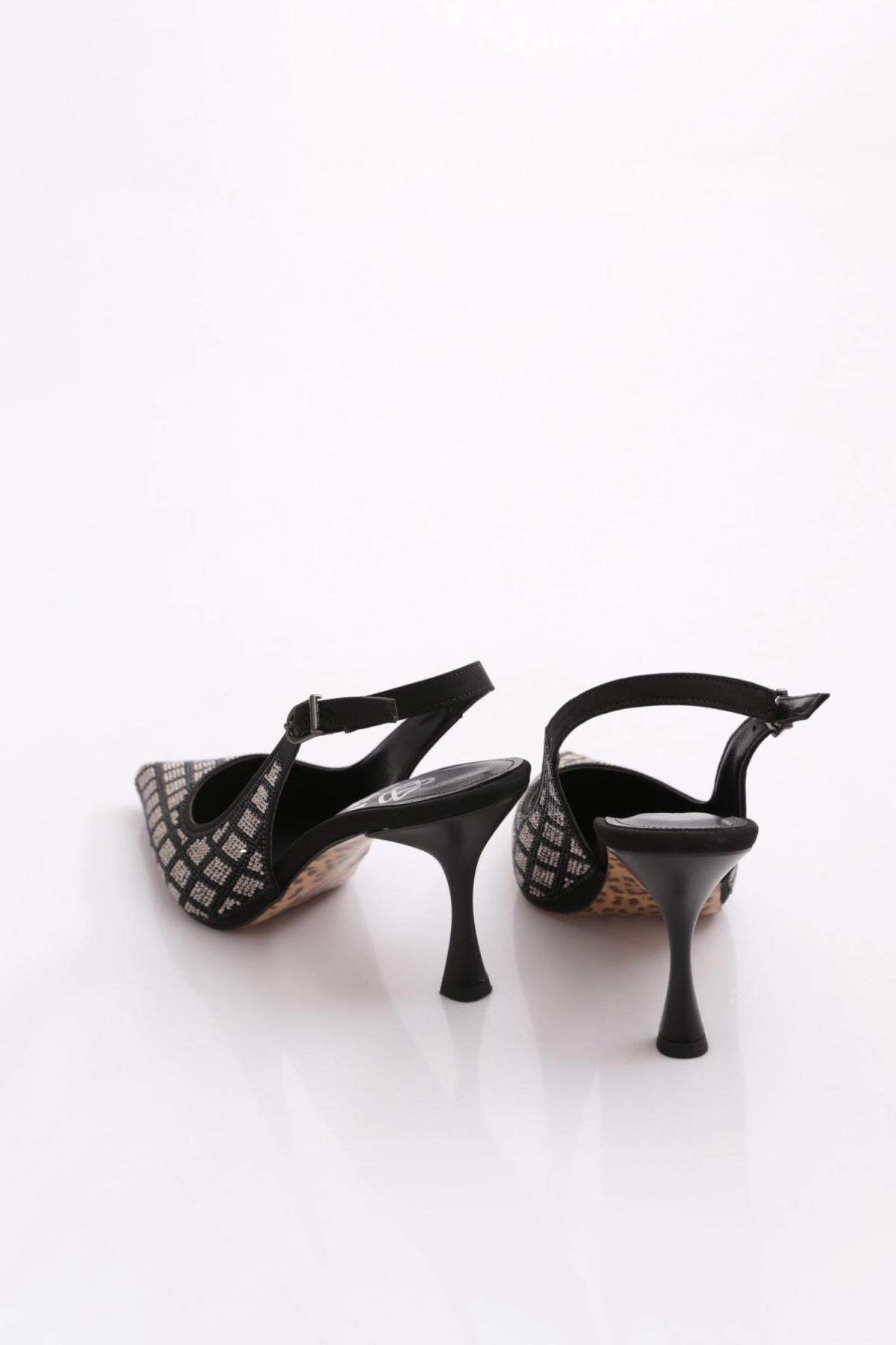 7530 Kadin Sivri Burun Topuklu Ayakkabi - Görsel 4