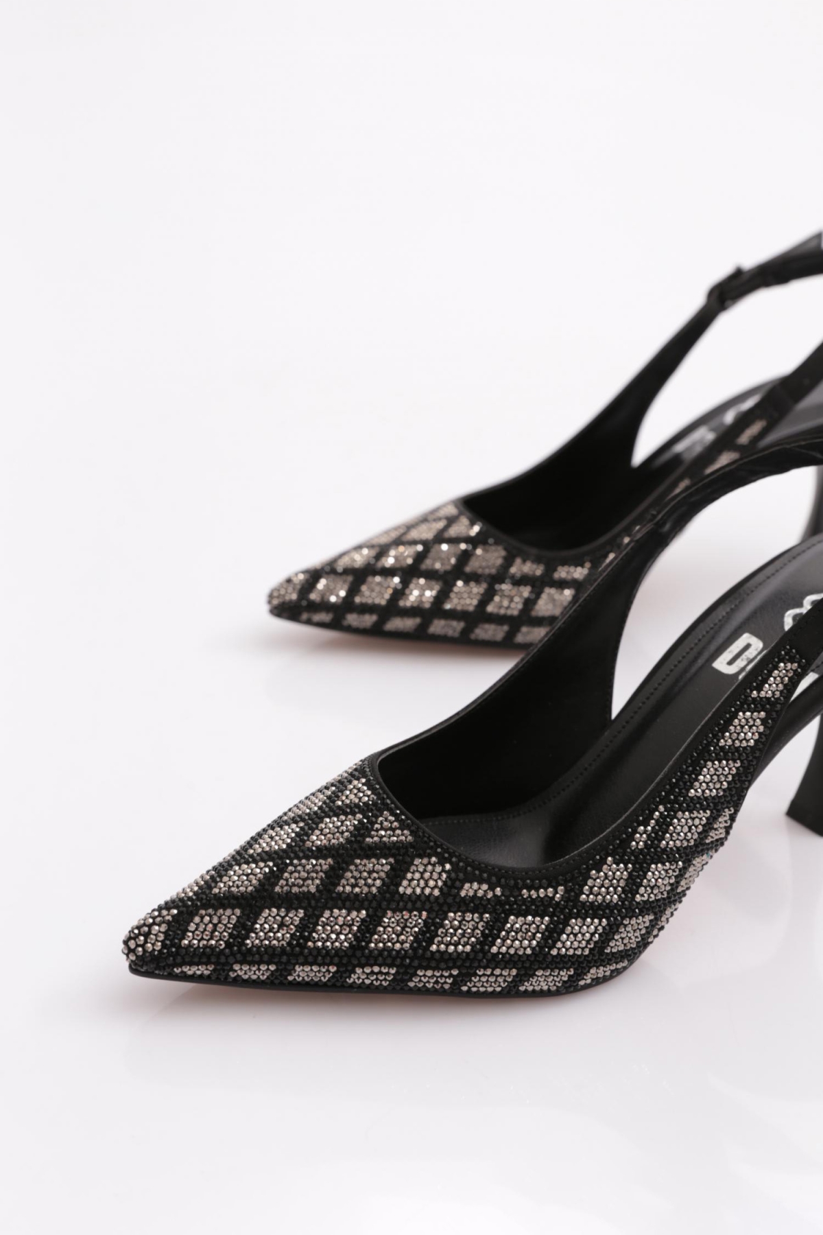 7530 Kadin Sivri Burun Topuklu Ayakkabi - Görsel 5