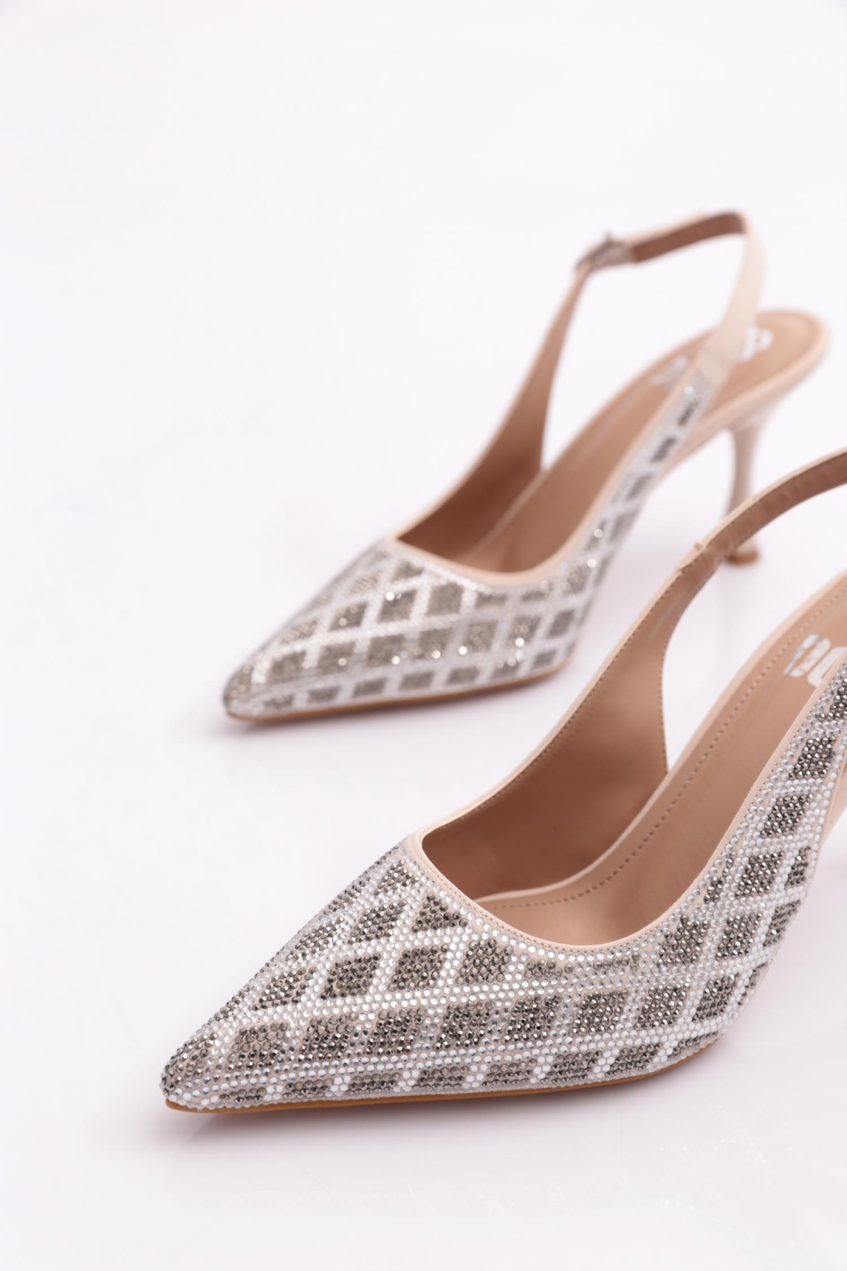 7530 Kadin Sivri Burun Topuklu Ayakkabi - Görsel 5