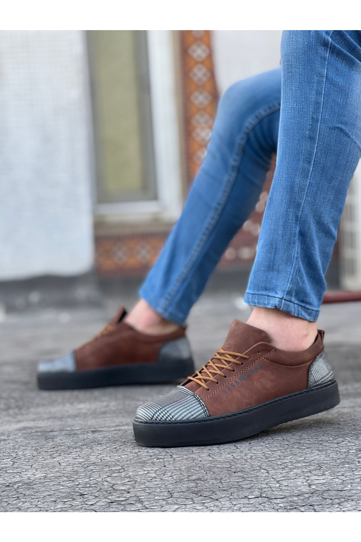 Bağcıklı Ekose Detaylı Erkek Spor Ayakkabı TABA SÜET (SİYAH TABAN) - Görsel 3
