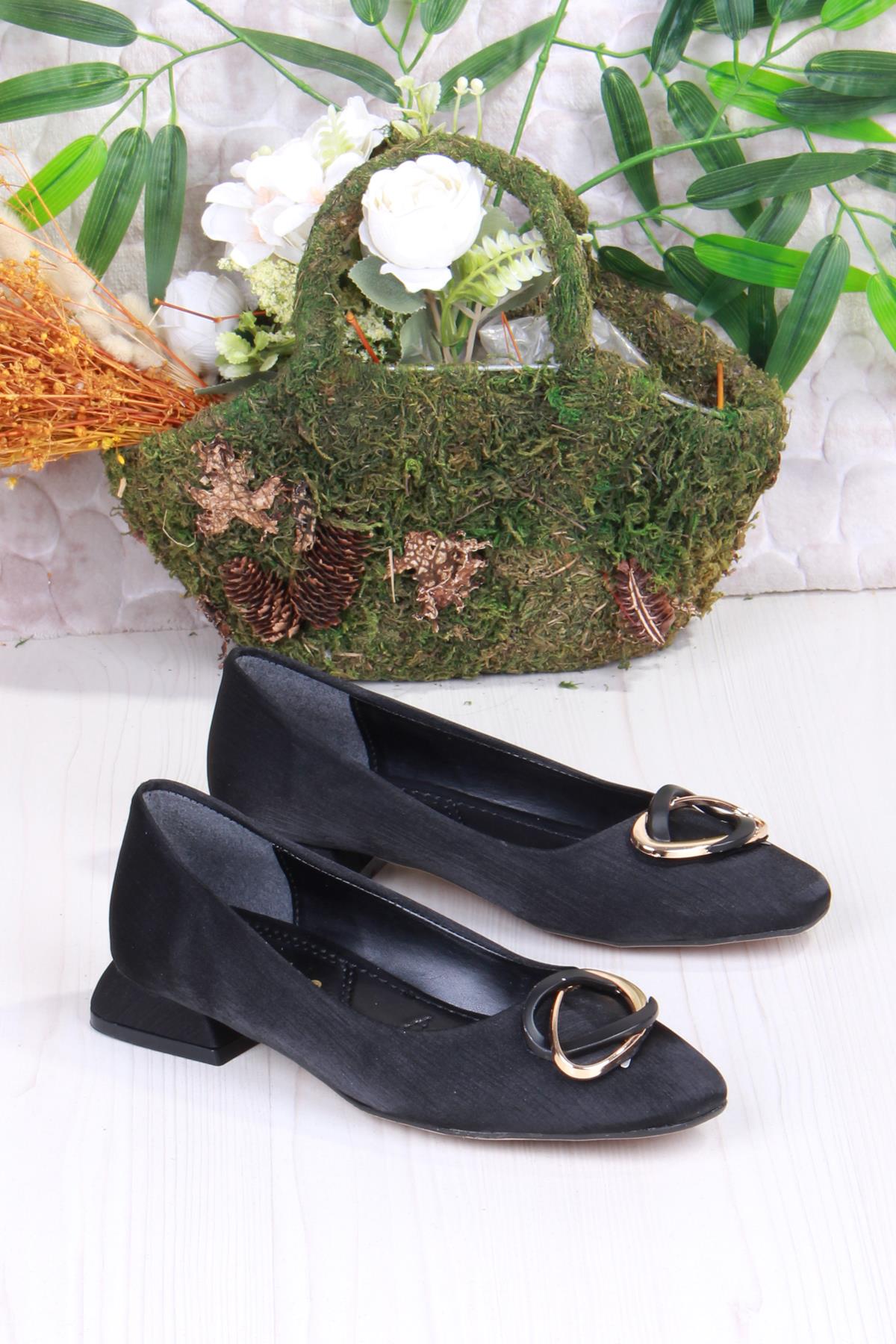 2343304 Merry Saten Toka Detaylı Alçak Topuk Kadın Ayakkabı - Görsel 4