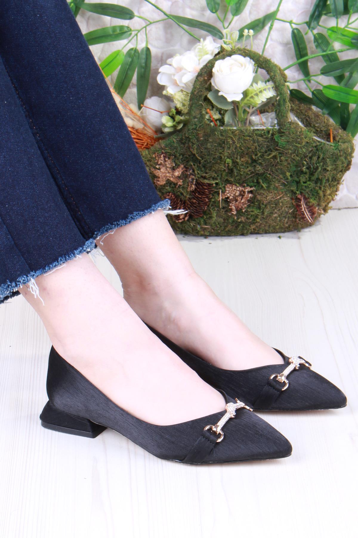 077-608 Fls Saten Taş Toka Detaylı Şık Rahat Sivri Burun Kadın Babet - Görsel 2