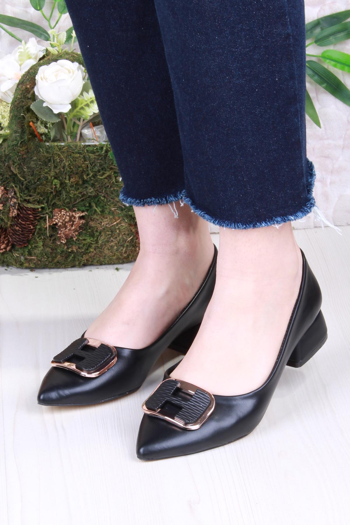 090-305 Toka Detaylı Alçak Topuk Kadın Ayakkabı - Görsel 3