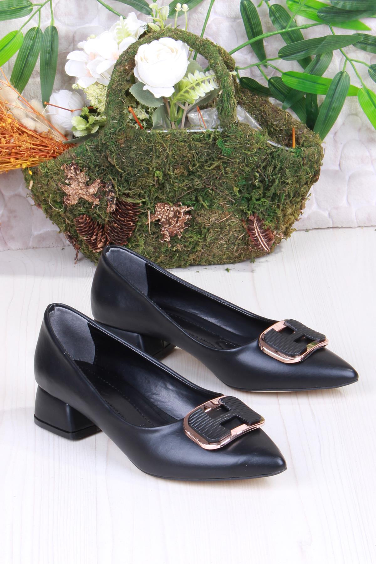 090-305 Toka Detaylı Alçak Topuk Kadın Ayakkabı - Görsel 4