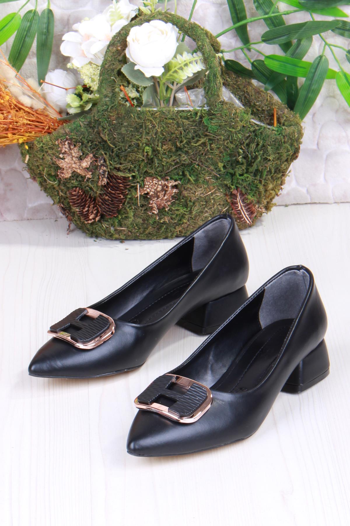 090-305 Toka Detaylı Alçak Topuk Kadın Ayakkabı - Görsel 5