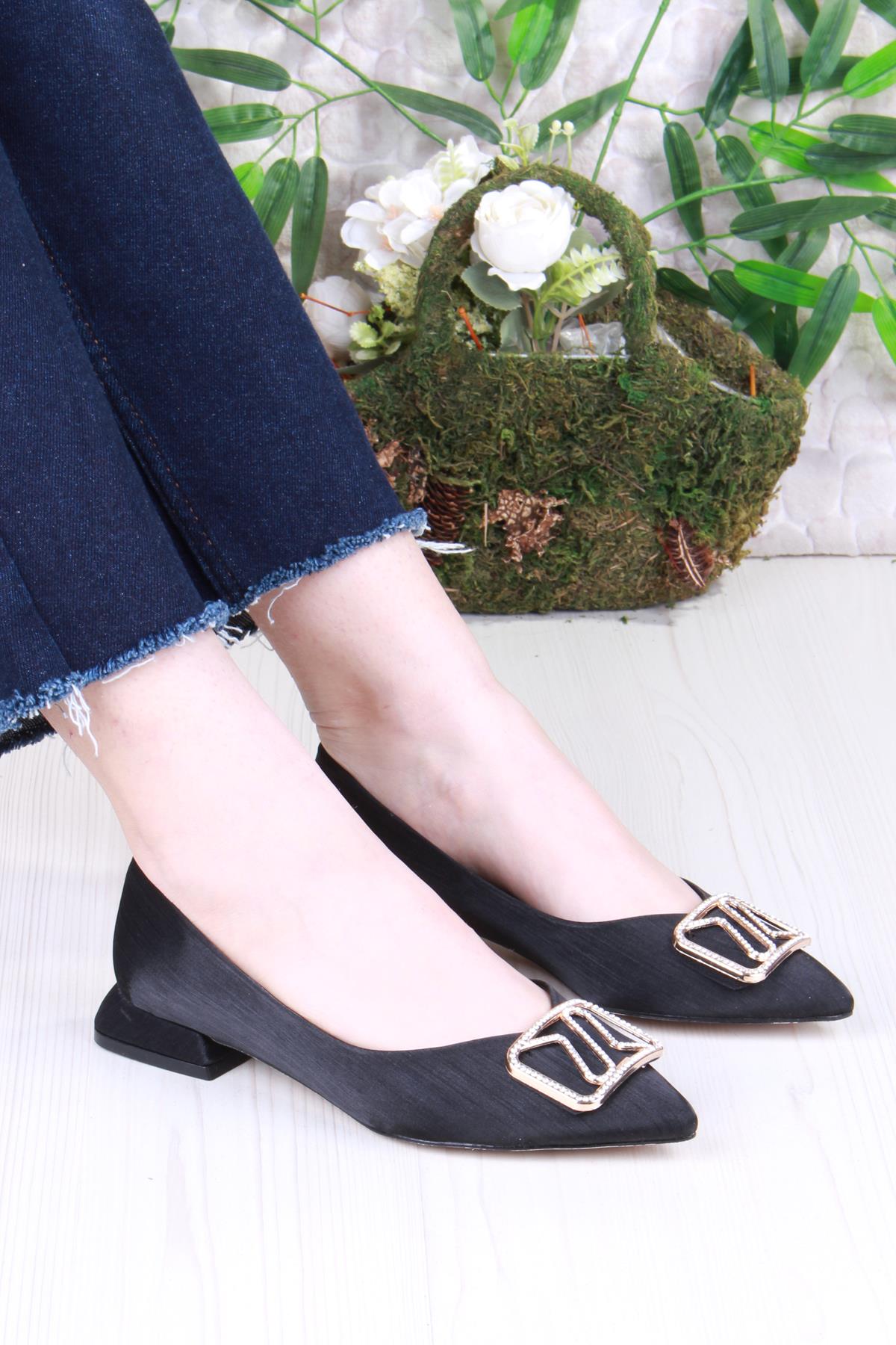 077-609 Fls Saten Taş Toka Detaylı Şık Rahat Sivri Burun Kadın Babet - Görsel 2