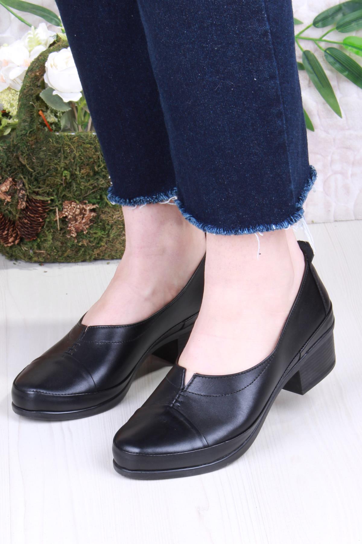 2400 Rahat İç Ve Dış Hakiki Deri Kadın Ayakkabı - Görsel 3