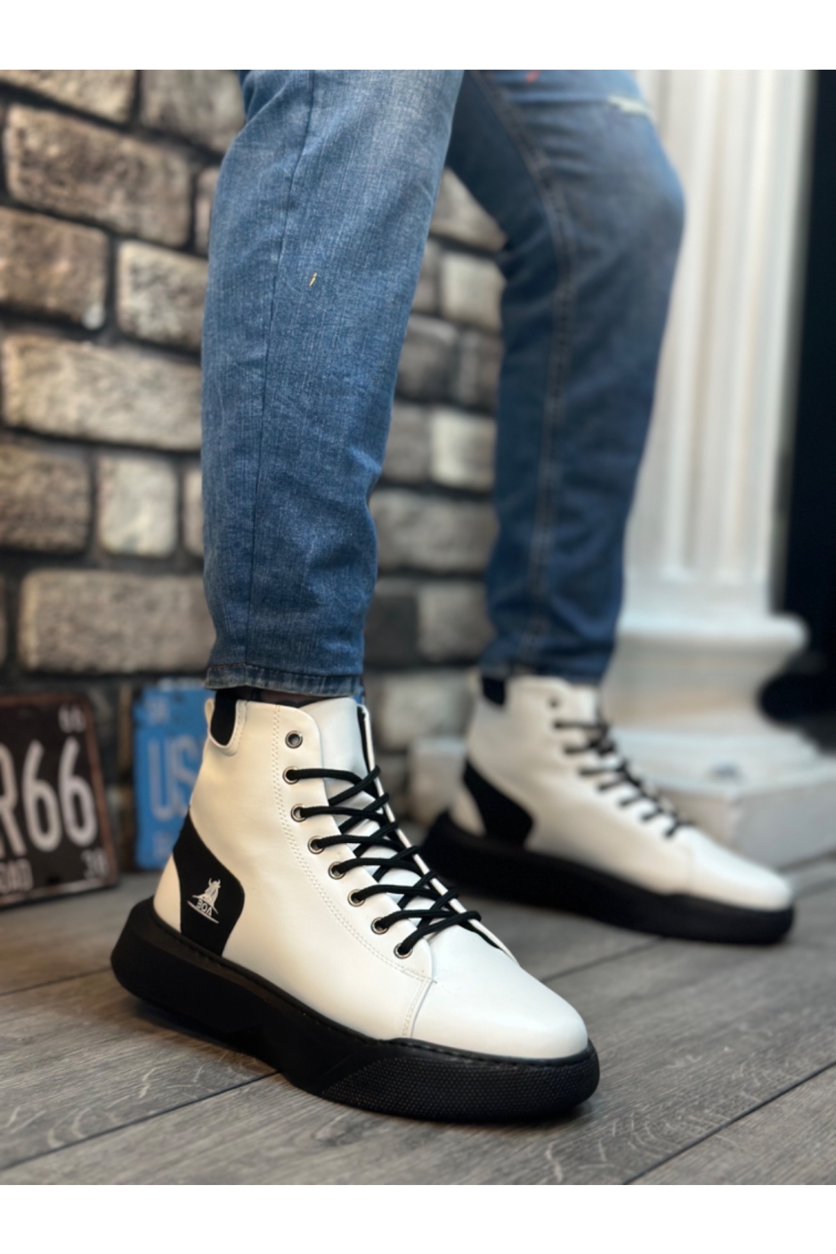 Bağcıklı Erkek Spor Bot BEYAZ (SİYAH TABAN) - Görsel 2