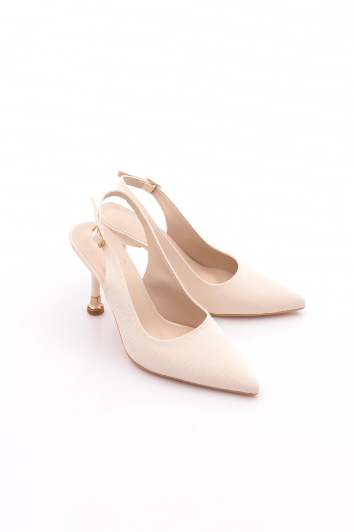 1050 Kadin Arkasi Açik Topuklu Ayakkabi - Görsel 3