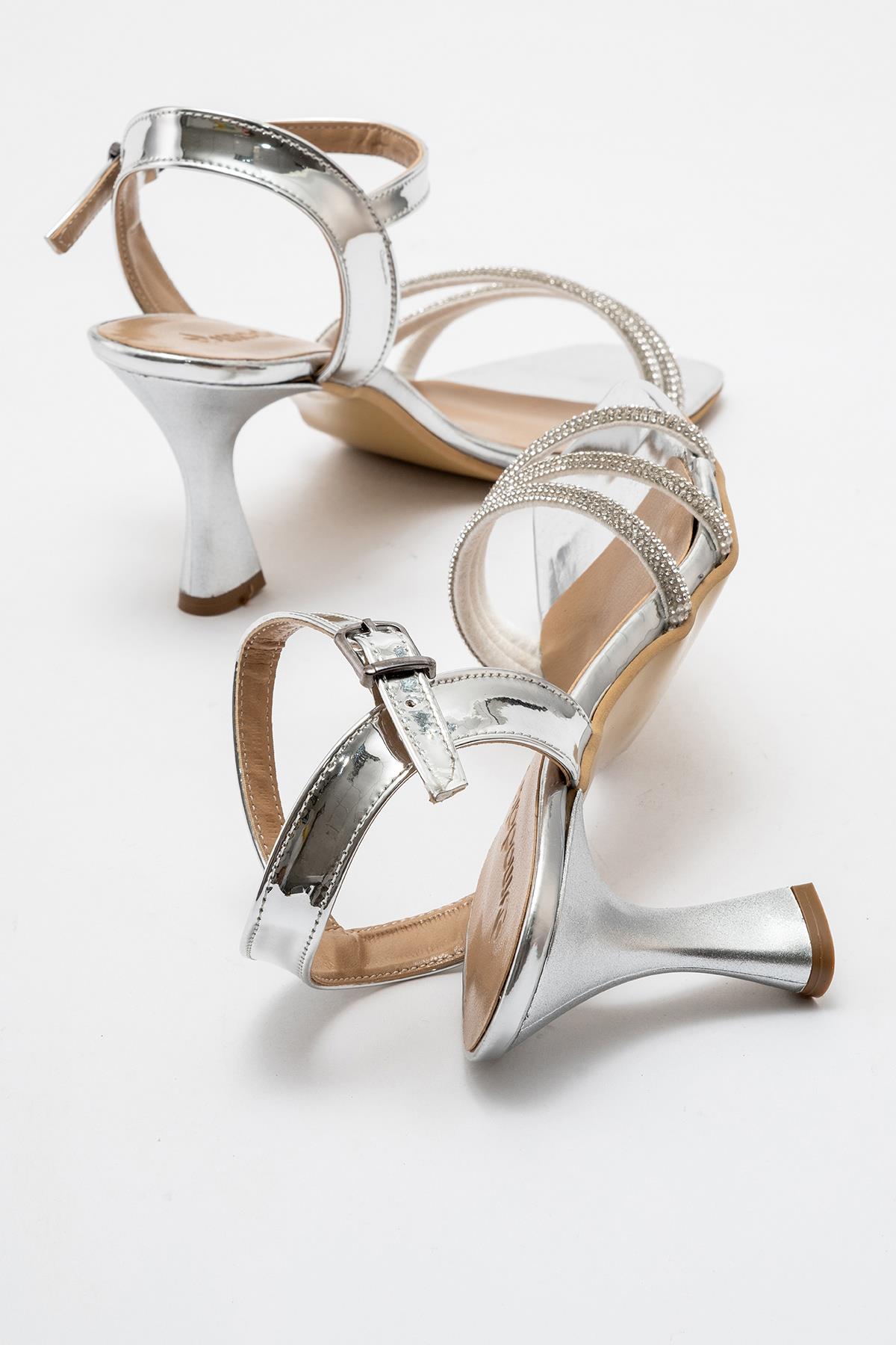 Kadın Küt Burunlu GÜMÜŞ AYNA - Görsel 5