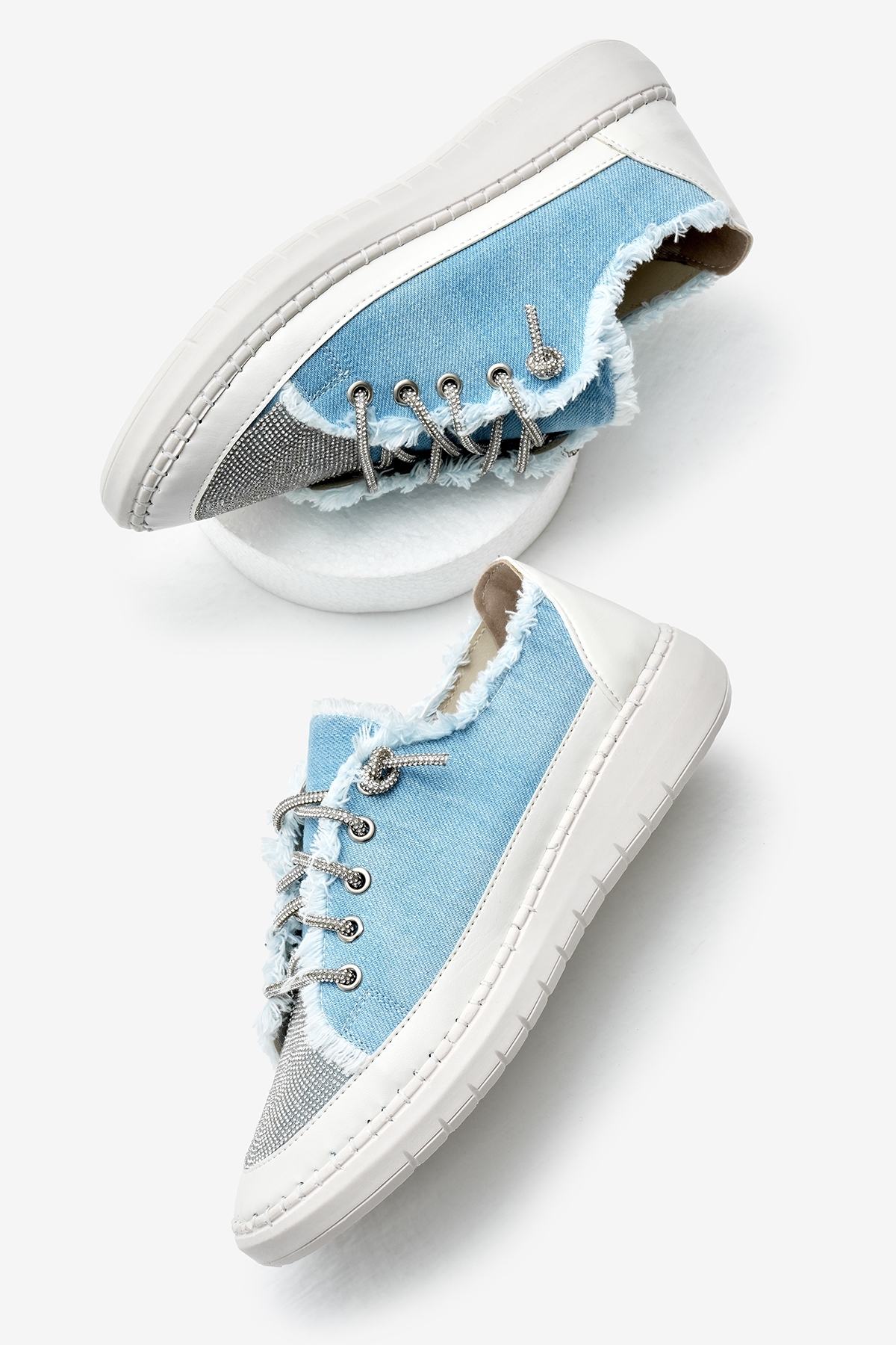 Tonny Black Kadın Bebe Mavisi Poli Taban Denim Kumaş Taşlı Bağcıklı Spor Ayakkabı - Görsel 3