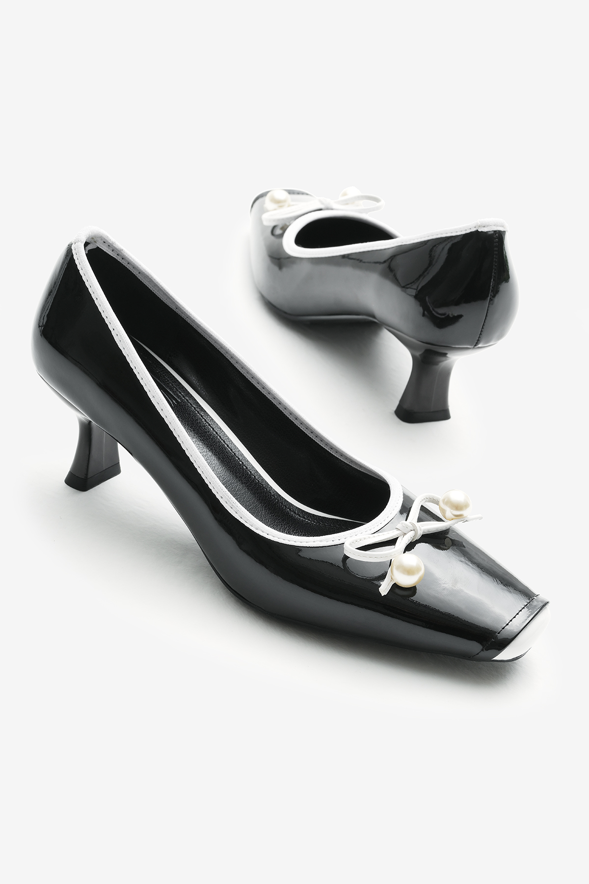 Kadın Siyah Neolit Taban Fiyonk Detaylı Kare Burunlu Topuklu Ayakkabı - Görsel 5