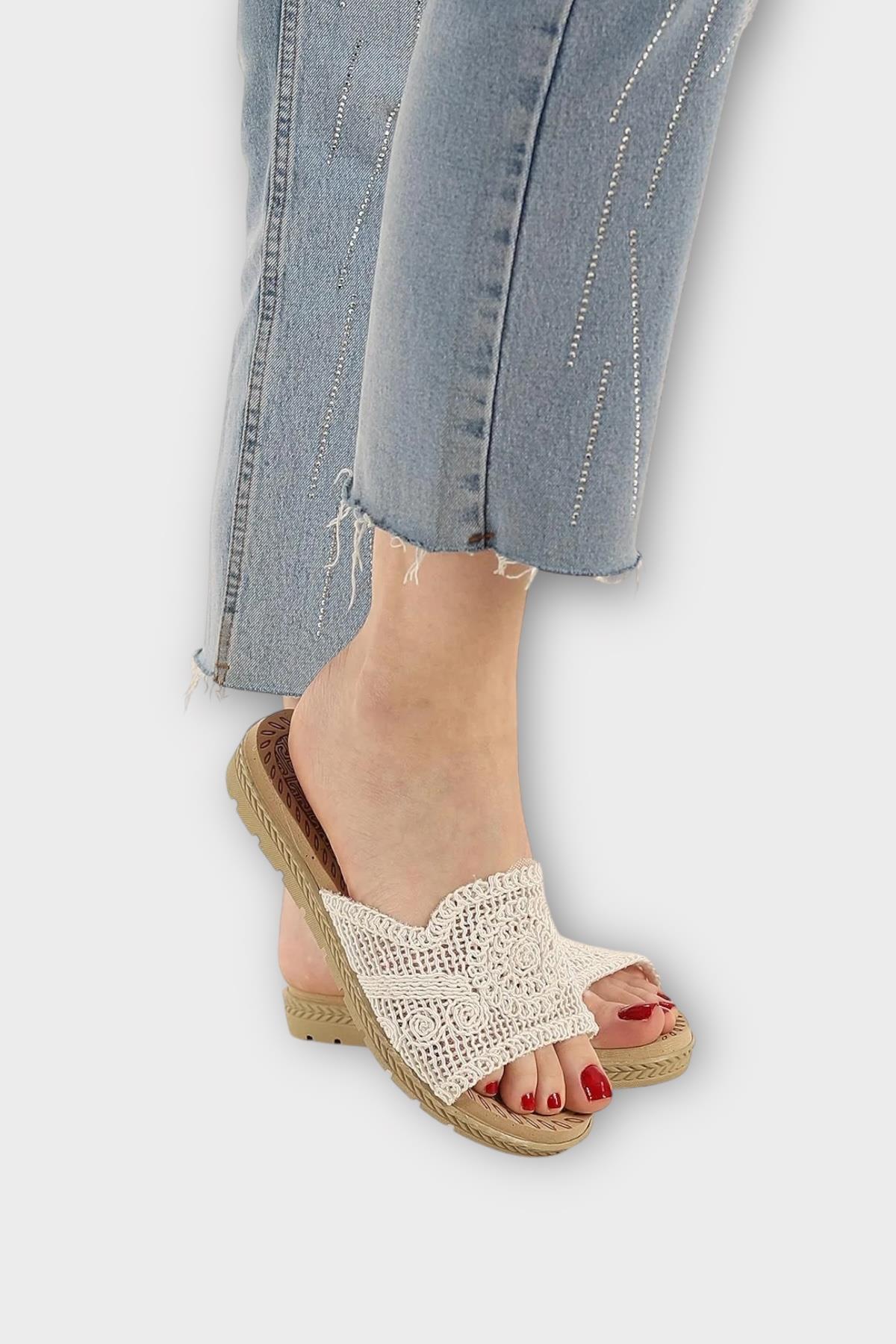 Kadın Örgülü Günlük Rahat Terlik BEYAZ - Görsel 4