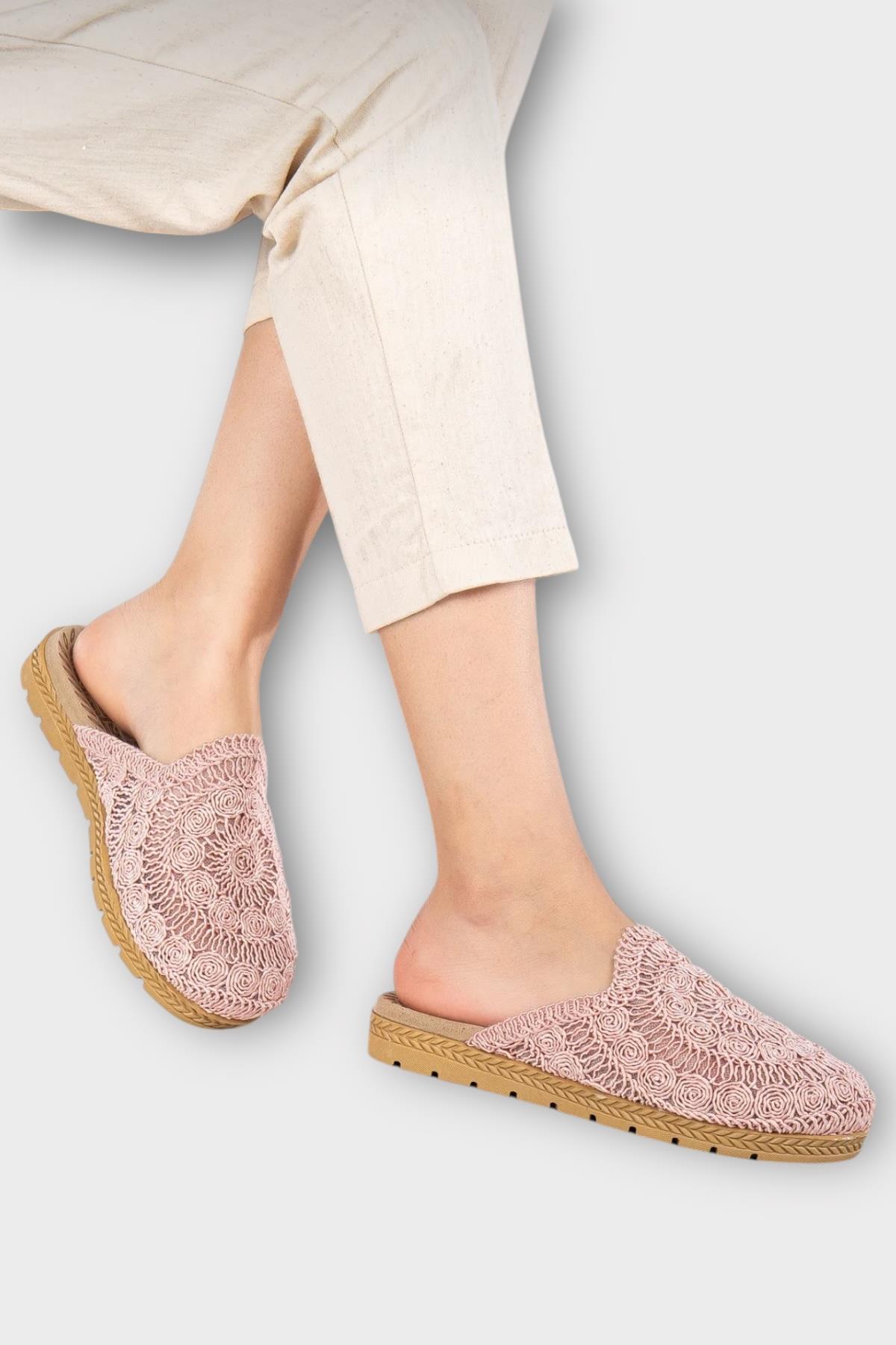 Kadın Hasır Örgü İşlemeli Önü Kapalı Günlük Rahat Terlik PUDRA - Görsel 3
