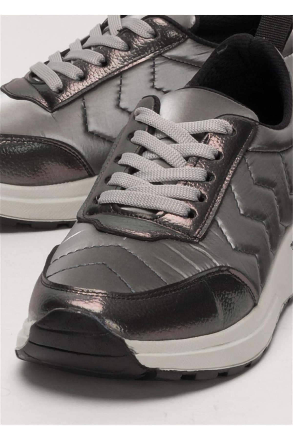 Kadın Günlük Rahat Comfort Taban Parlak Spor Sneaker Ayakkabı GÜMÜŞ - Görsel 6