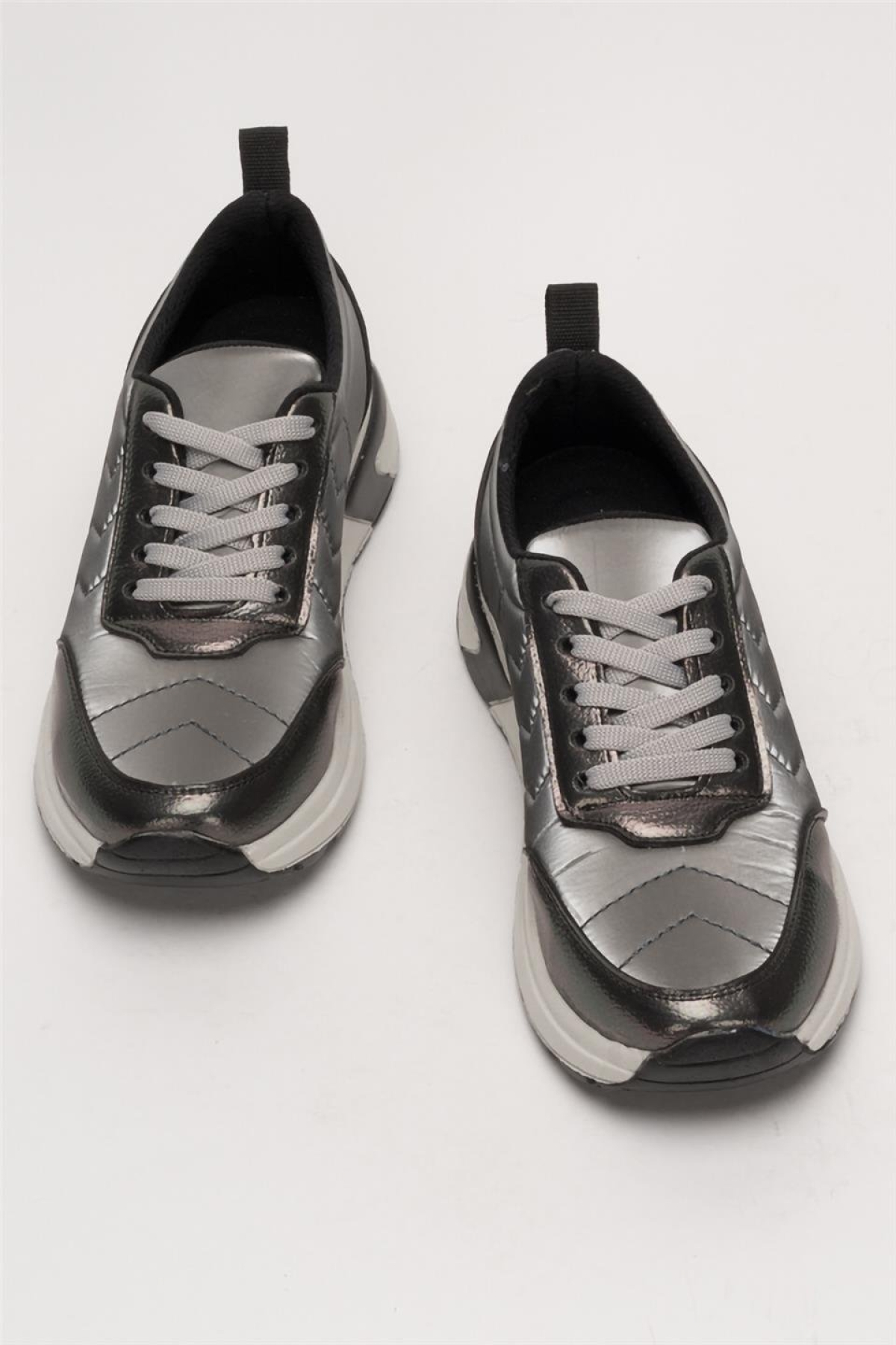 Kadın Günlük Rahat Comfort Taban Parlak Spor Sneaker Ayakkabı GÜMÜŞ - Görsel 7