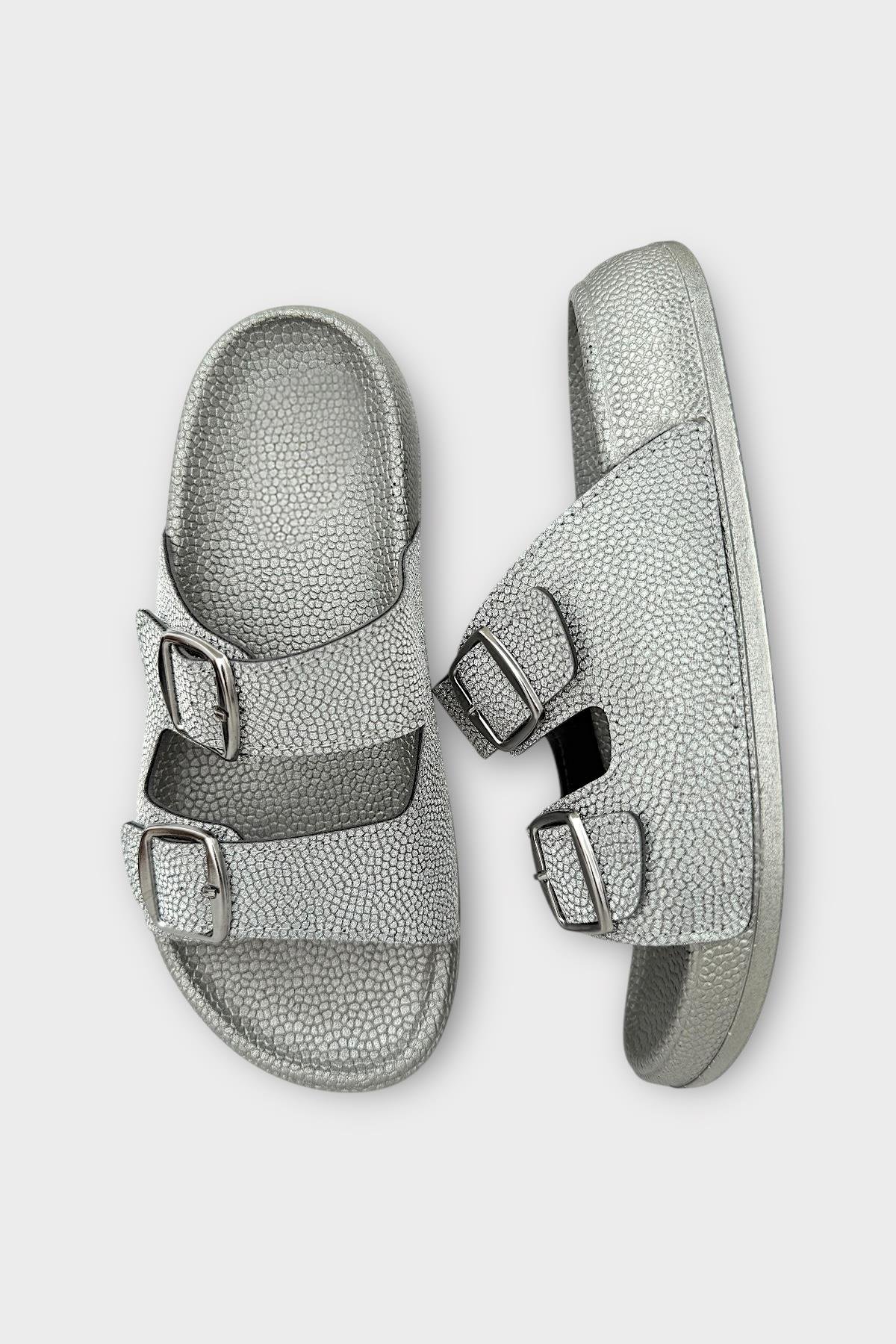 Kadın Simli Çift Bant Ayarlanabilr Tokalı Terlik FÜME - Görsel 6