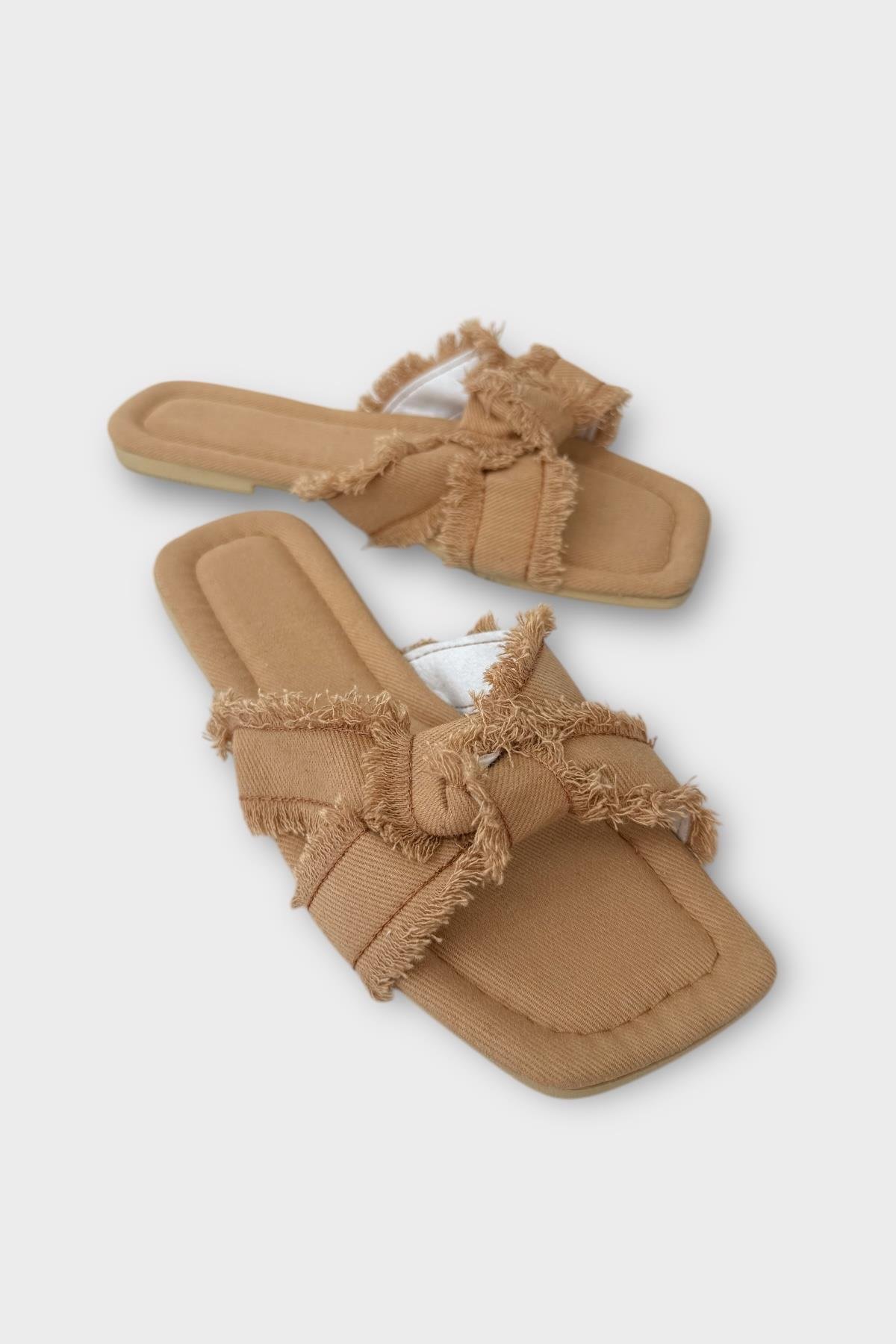 Kadın Püskül Detay Çapraz Denim Terlik BEJ - Görsel 3