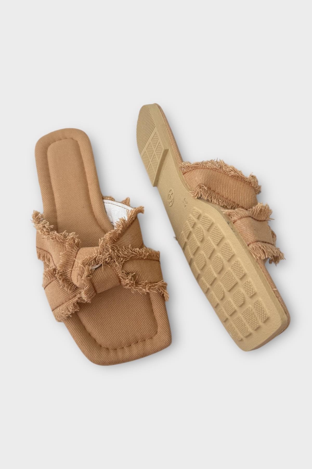 Kadın Püskül Detay Çapraz Denim Terlik BEJ - Görsel 5