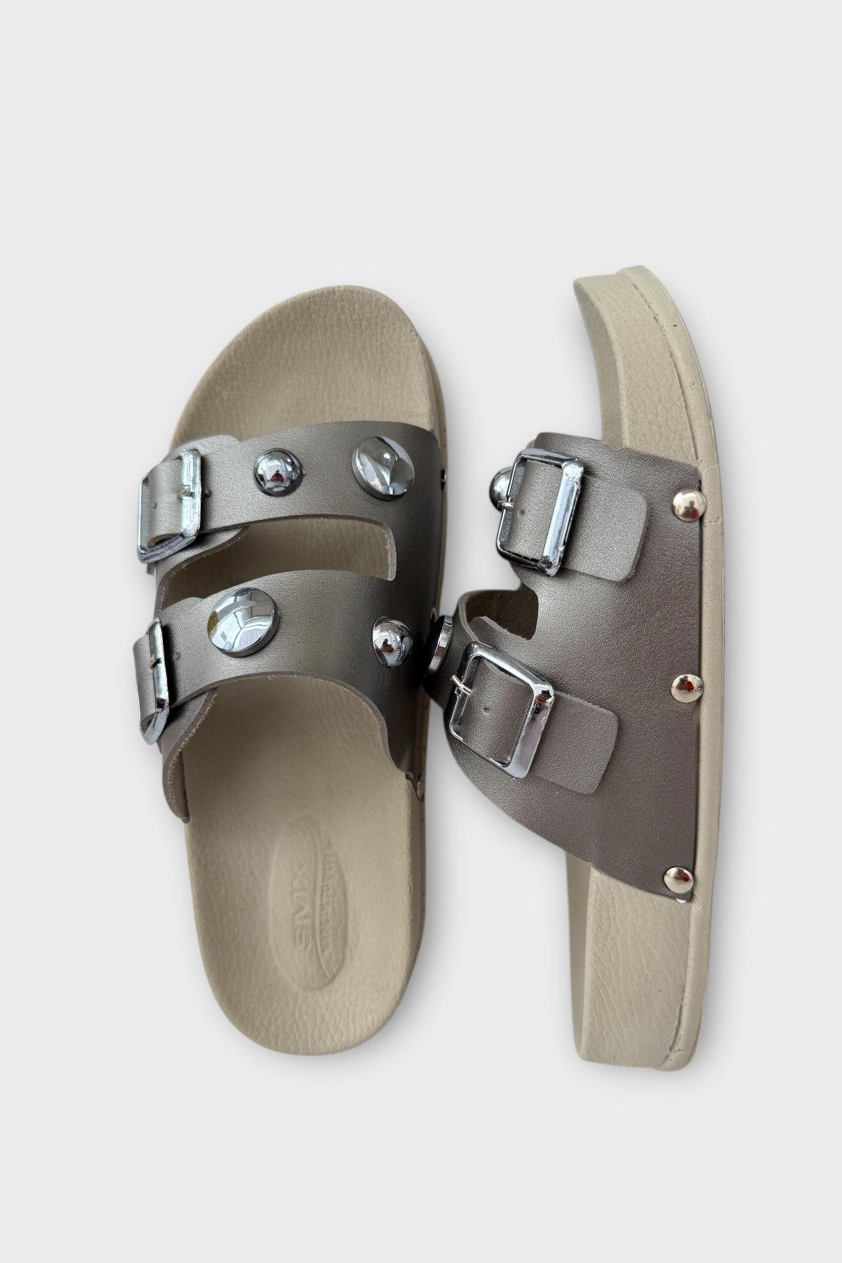 Kadın Çift Bantlı Toka Detaylı Günlük Konfor Terlik GÜMÜŞ - Görsel 7