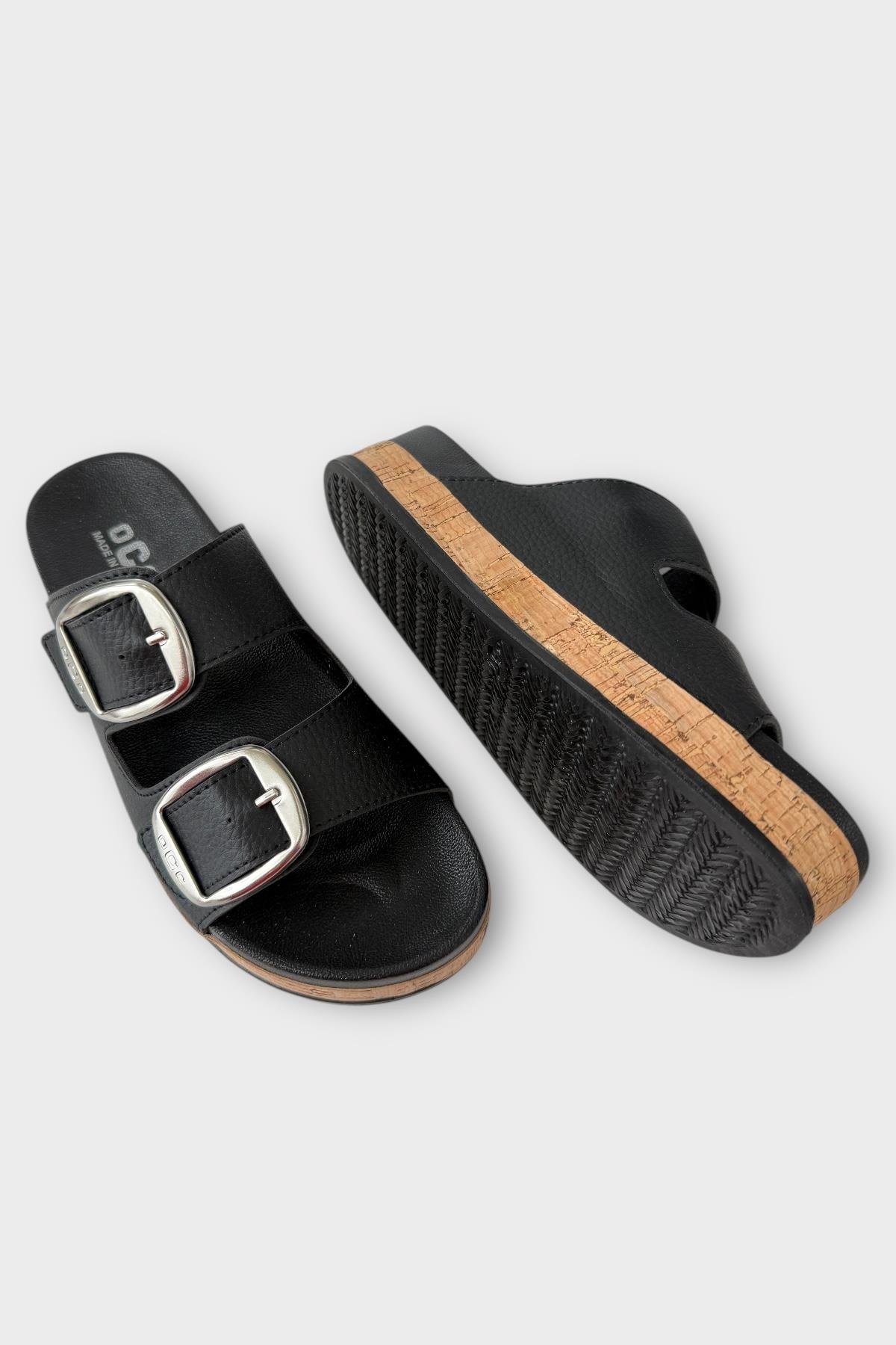 Kadın Günlük Terlik Kalın Taban Tokalı Çift Bantlı Rahat Şık Yazlık Ev Plaj Tatil Terliği SİYAH - Görsel 5