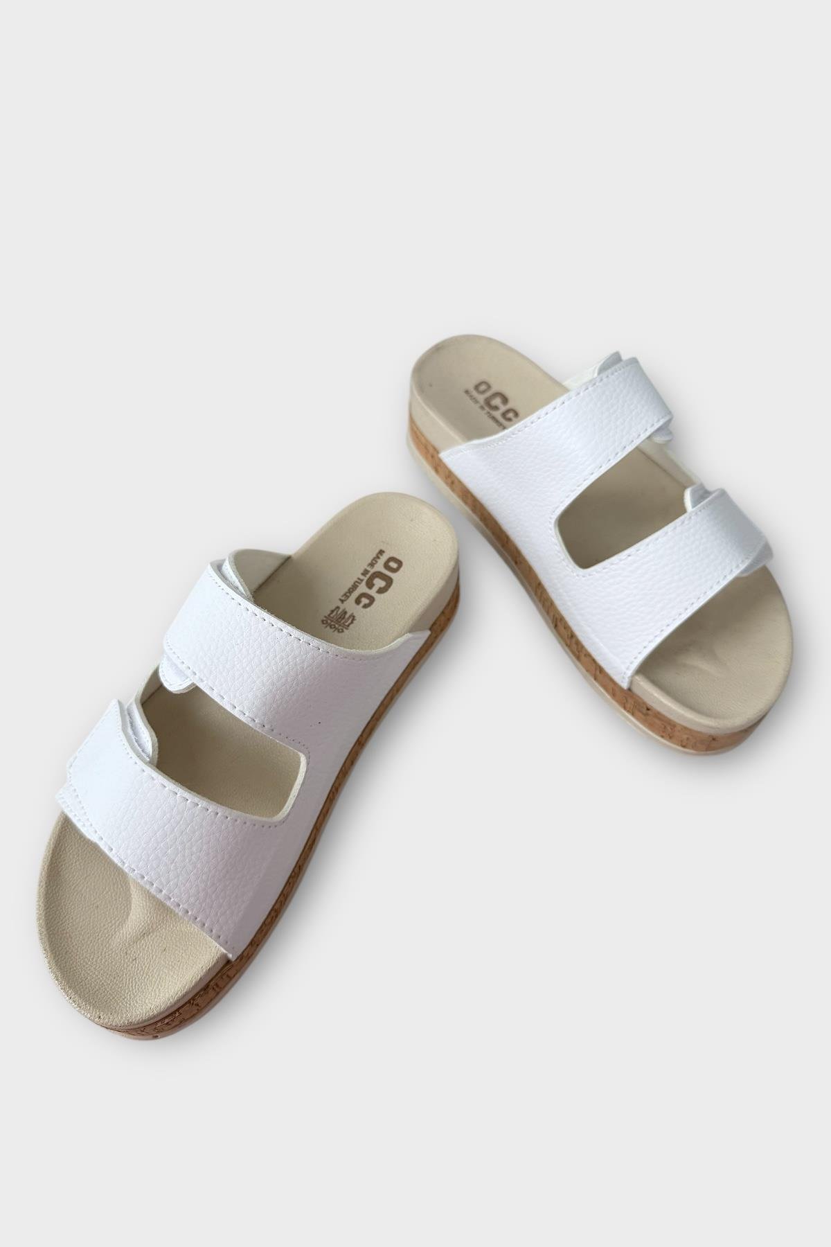 Kadın Günlük Terlik Kalın Taban Çift Bant Cırtlı Rahat Şık Yazlık Ev Plaj Tatil Terliği BEYAZ - Görsel 4