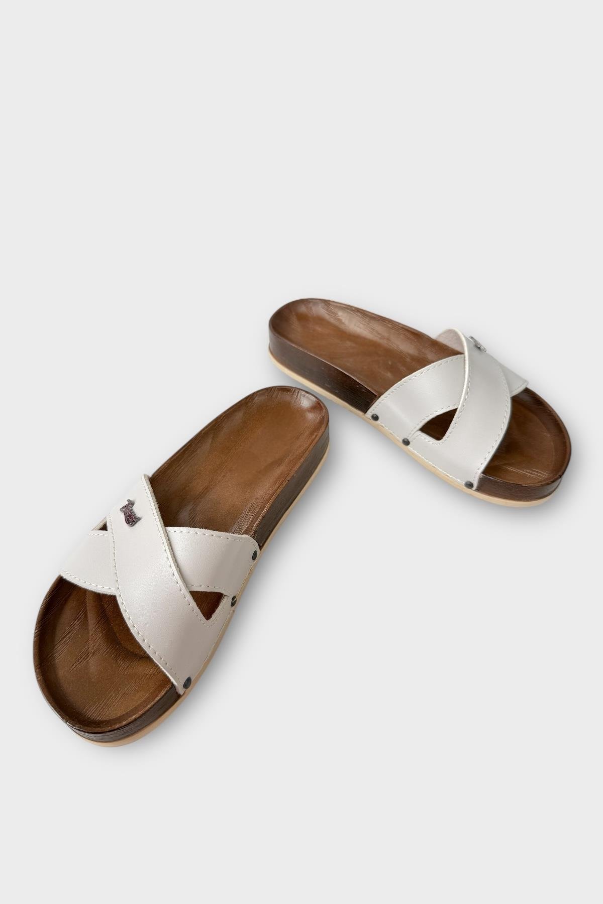 Kadın Günlük Terlik Çapraz Şık Ortopedik Yazlık Ev Plaj Tatil İş Terliği GRİ - Görsel 4