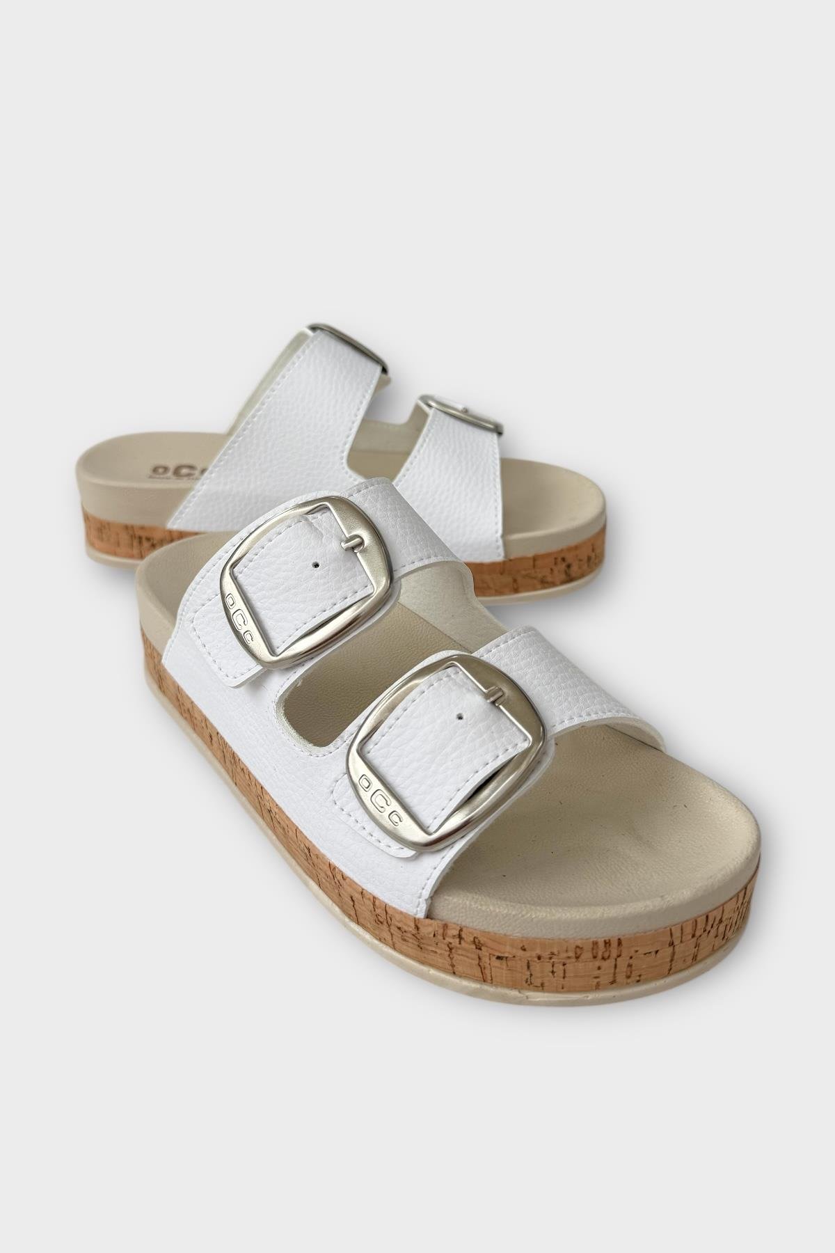 Kadın Günlük Terlik Kalın Taban Tokalı Çift Bantlı Rahat Şık Yazlık Ev Plaj Tatil Terliği BEYAZ - Görsel 3