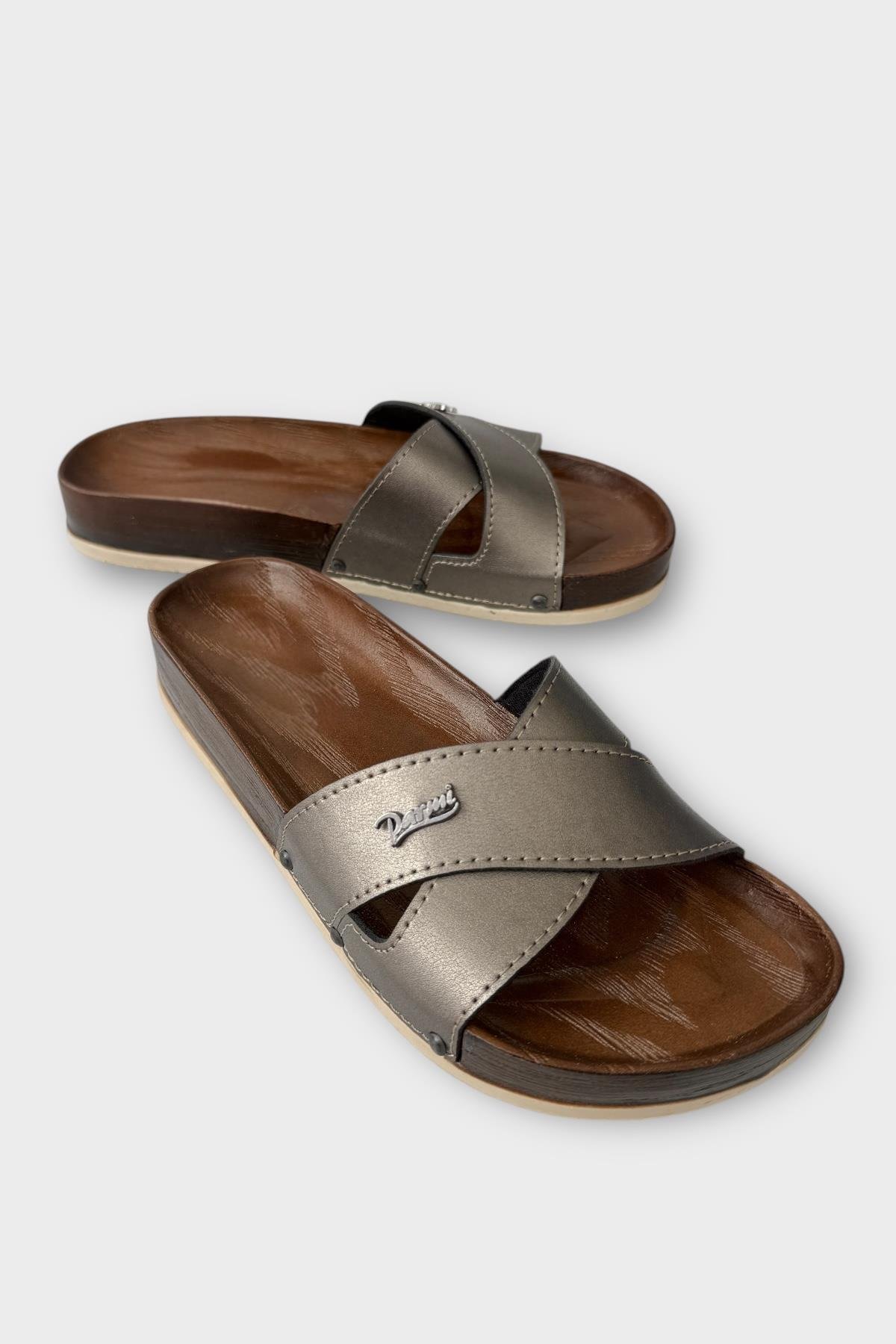 Kadın Günlük Terlik Çapraz Şık Ortopedik Yazlık Ev Plaj Tatil İş Terliği PLATİN - Görsel 3