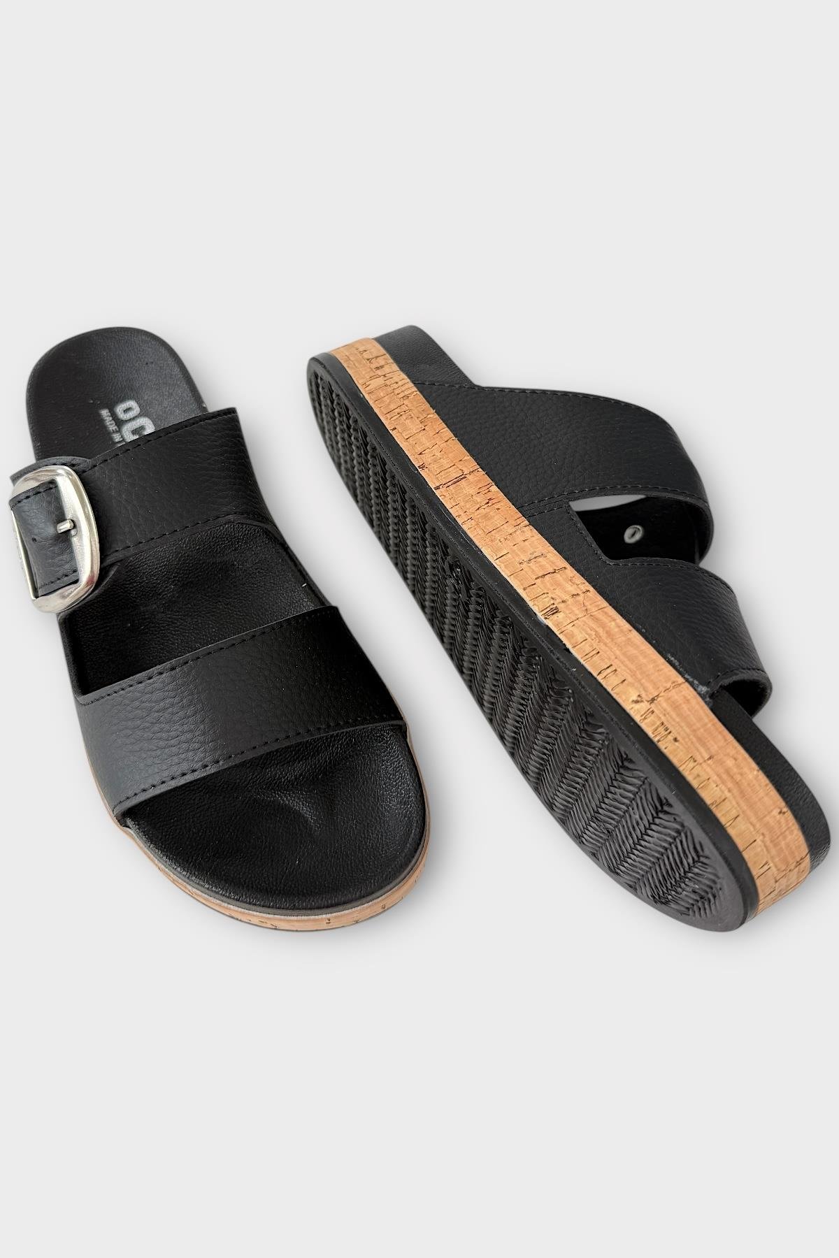 Kadın Günlük Terlik Kalın Taban Tokalı Rahat Şık Yazlık Ev Plaj Tatil Terliği SİYAH - Görsel 5