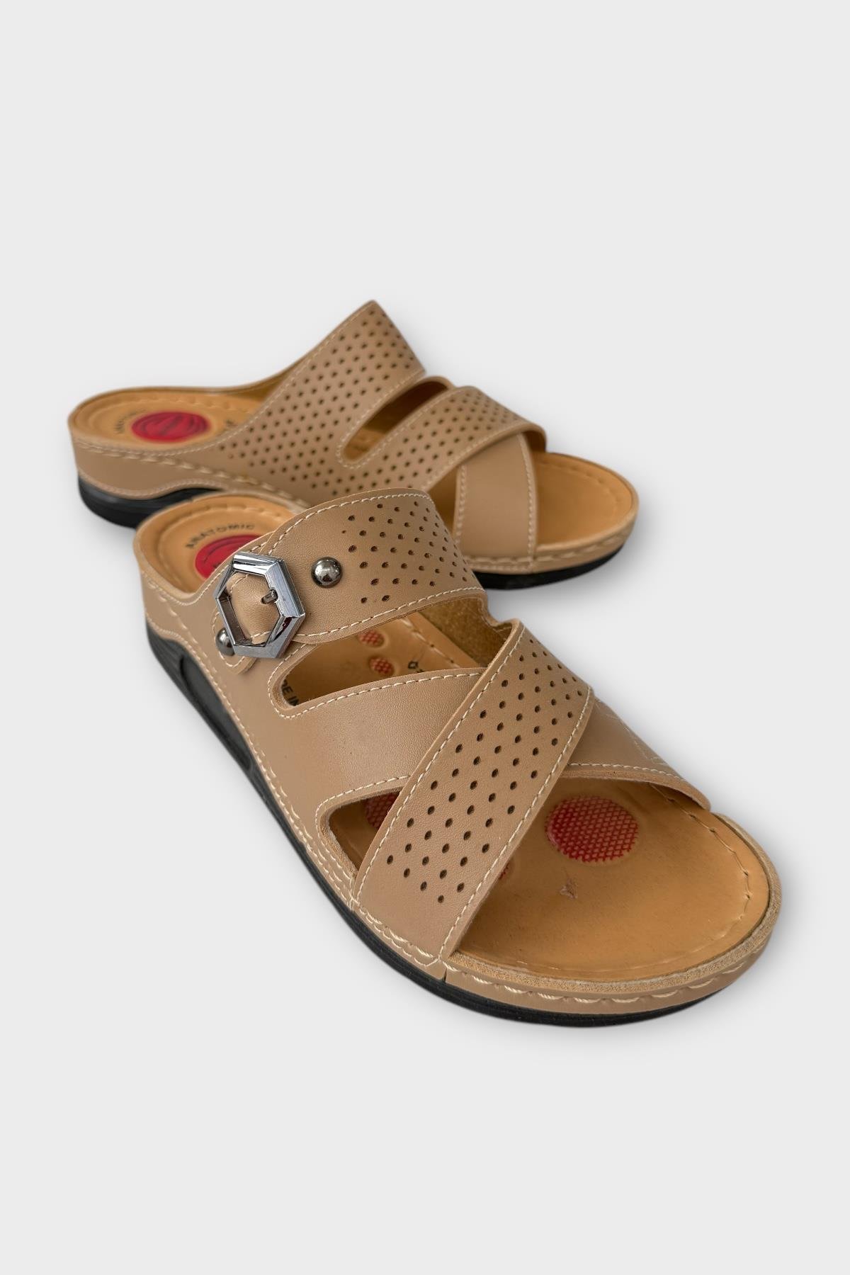 Kadın Günlük Terlik Anatomik Taban Rahat Şık Yazlık Ev Plaj Tatil Terliği BEJ - Görsel 3