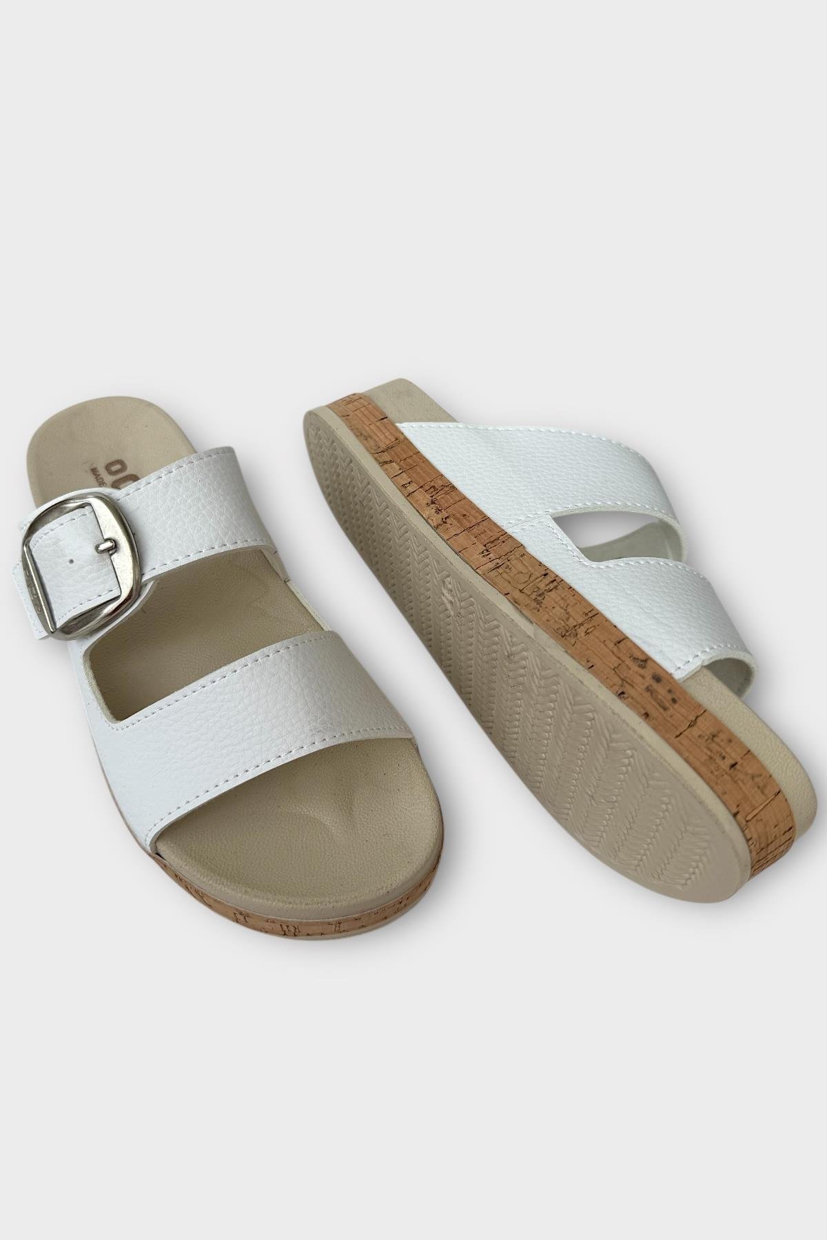 Kadın Günlük Terlik Kalın Taban Tokalı Rahat Şık Yazlık Ev Plaj Tatil Terliği BEYAZ - Görsel 5