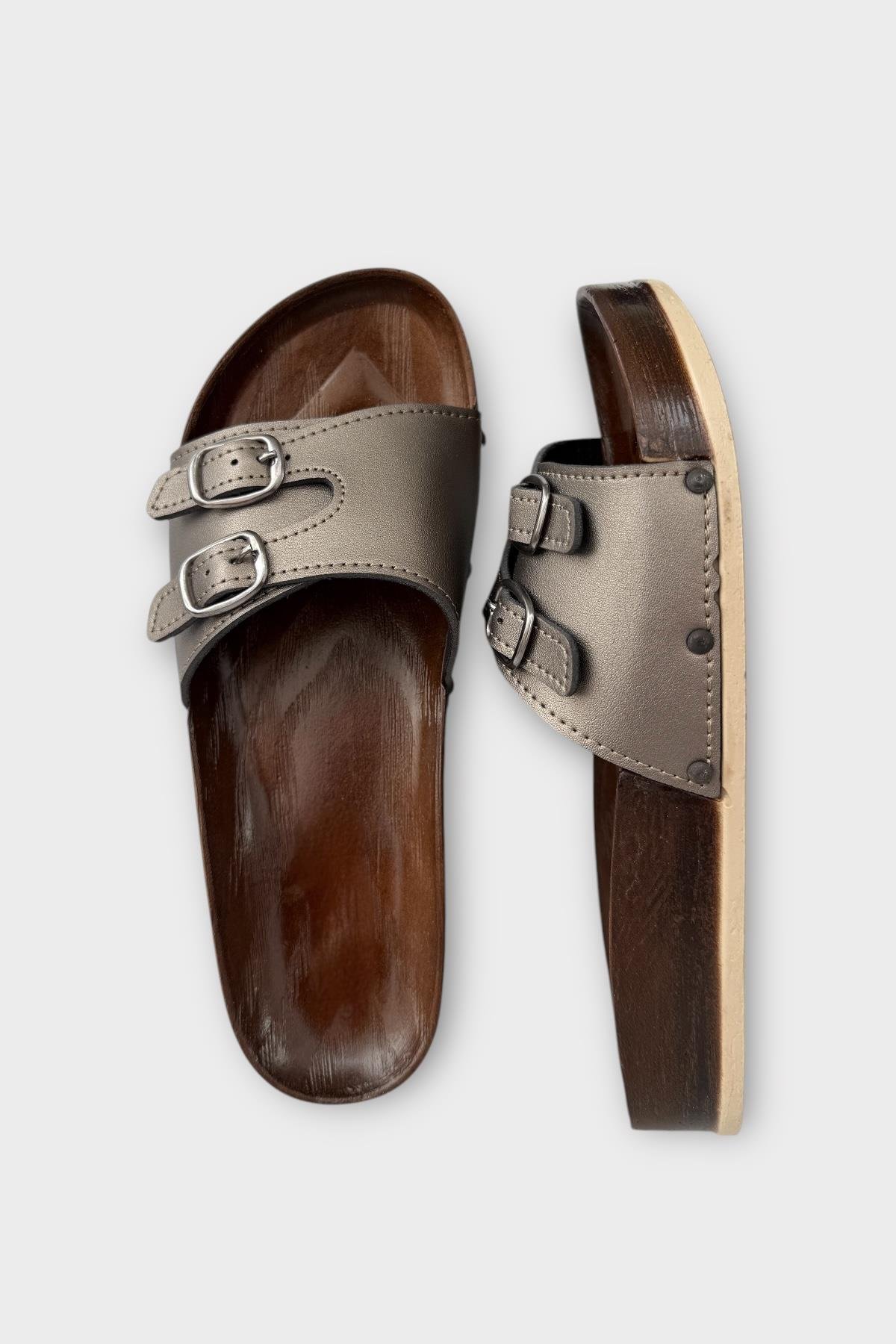 Kadın Günlük Terlik Ayarlanabilir Çift Bant Şık Ortopedik Yazlık Ev Plaj Tatil Terliği PLATİN - Görsel 7