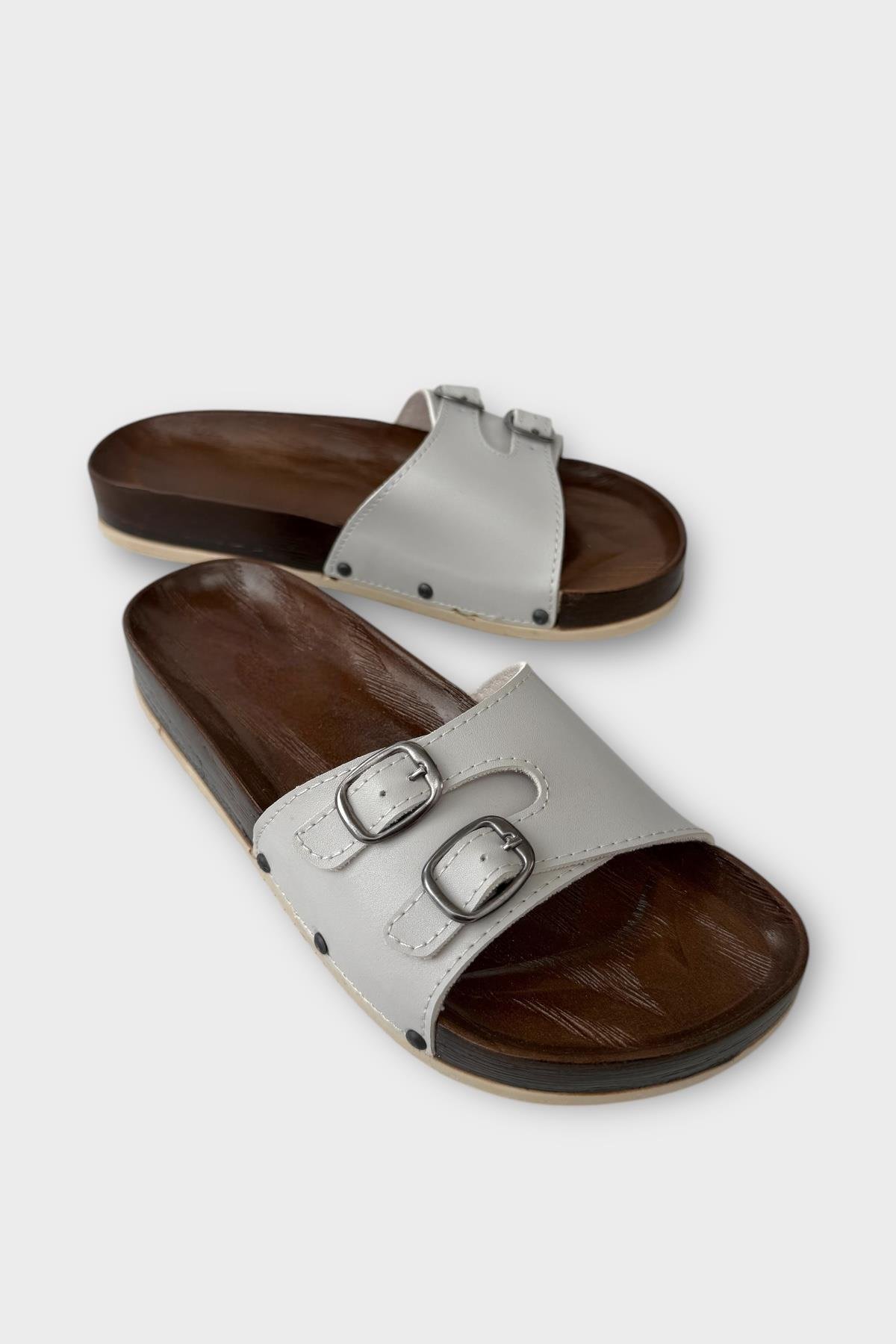 Kadın Günlük Terlik Ayarlanabilir Çift Bant Şık Ortopedik Yazlık Ev Plaj Tatil Terliği GRİ - Görsel 3