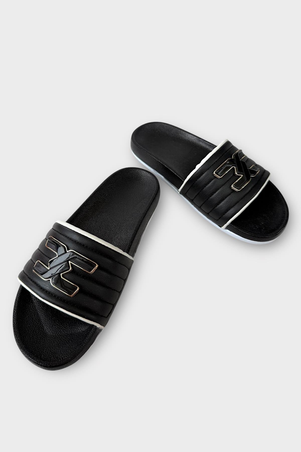 Kadın Günlük Terlik Tokalı Şık Yazlık Ev Plaj Tatil İş Terliği SİYAH - BEYAZ - Görsel 4