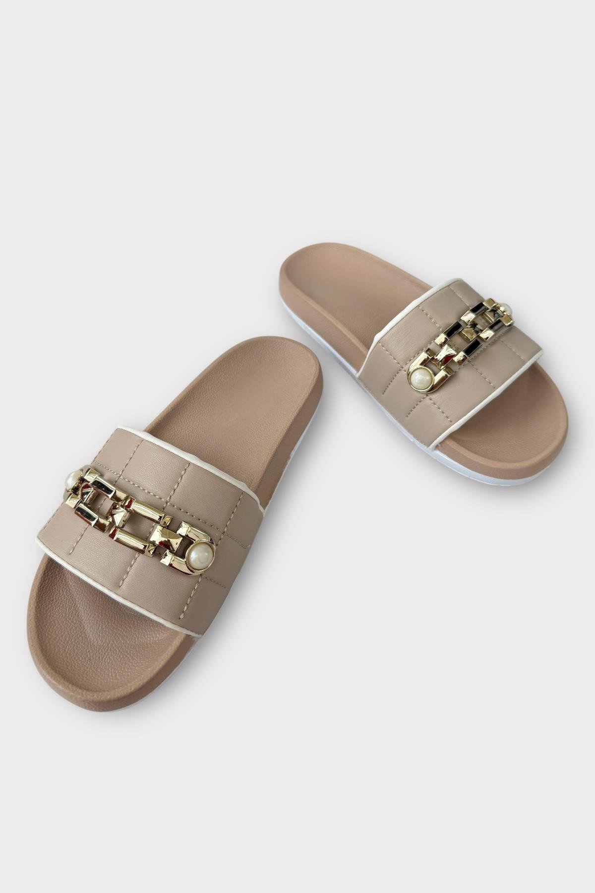 Kadın Günlük Terlik Tokalı Şık Yazlık Ev Plaj Tatil İş Terliği BEJ - Görsel 4