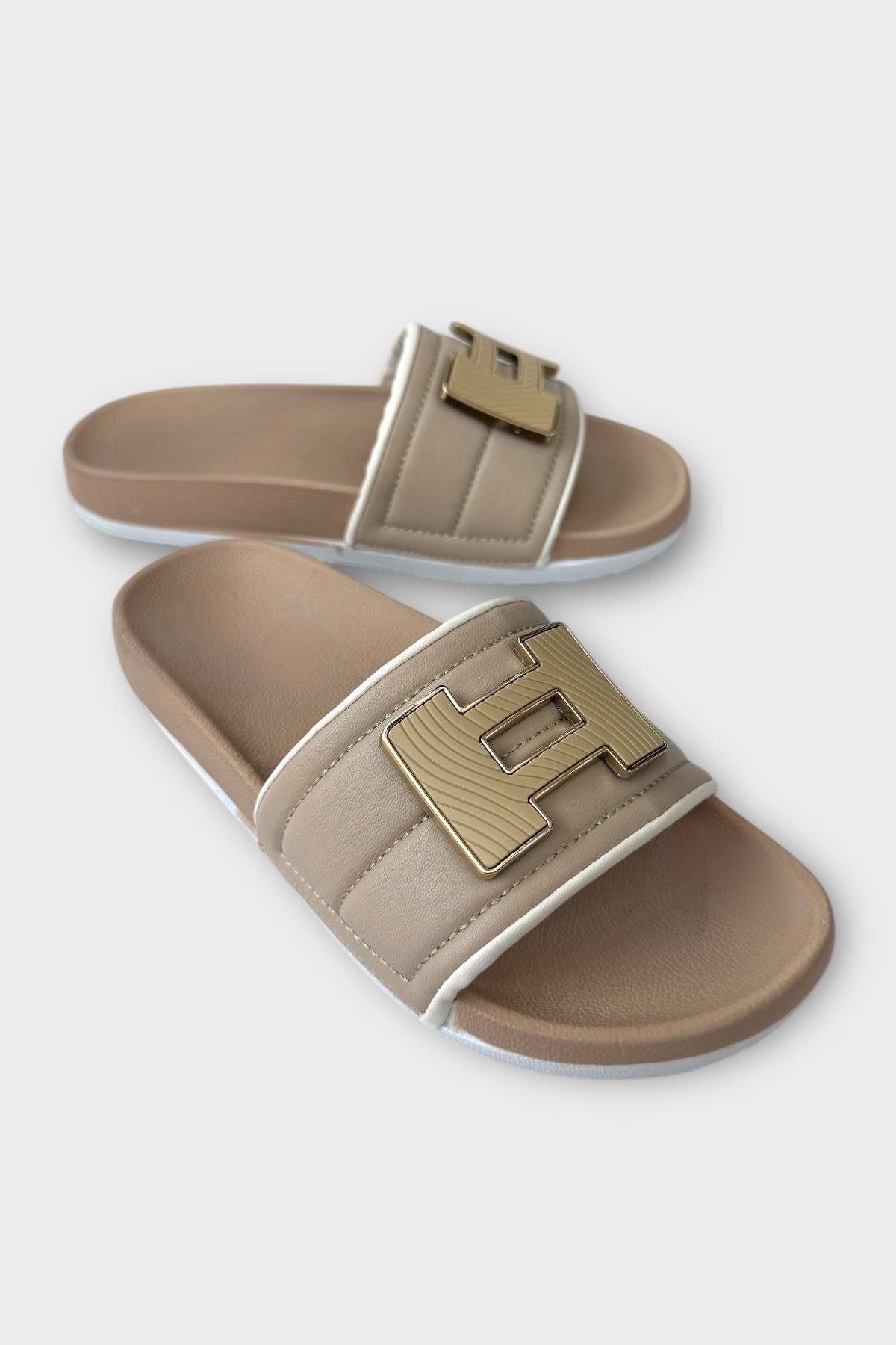 Kadın Günlük Terlik Tokalı Şık Yazlık Ev Plaj Tatil İş Terliği BEJ - Görsel 3