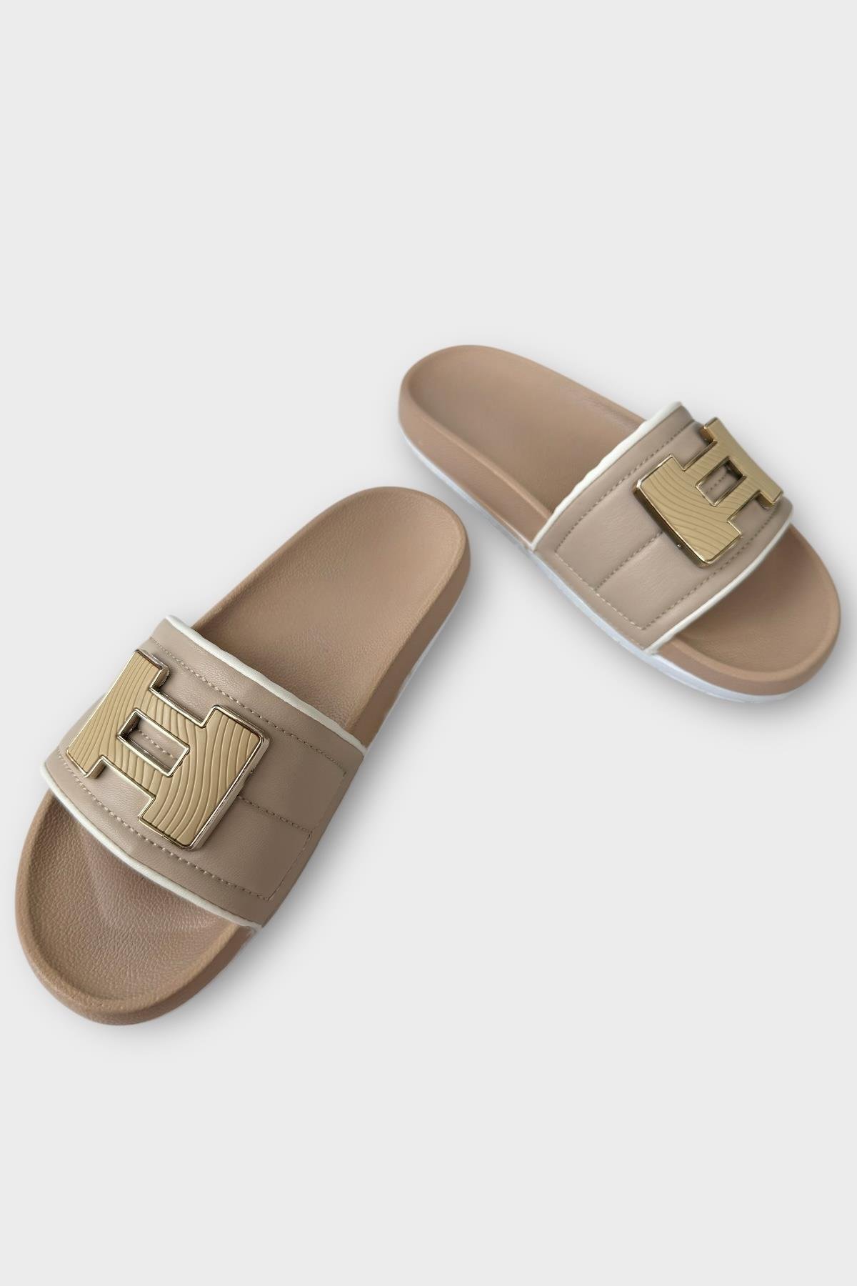 Kadın Günlük Terlik Tokalı Şık Yazlık Ev Plaj Tatil İş Terliği BEJ - Görsel 4