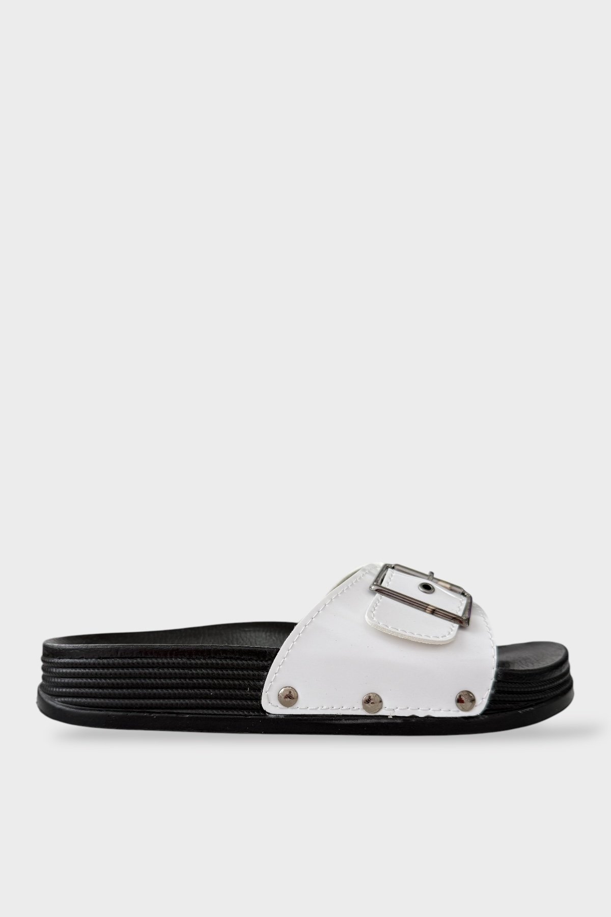 Kadın Günlük Terlik Tokalı Şık Ortopedik Yazlık Ev Plaj Tatil İş Terliği BEYAZ - Görsel 2