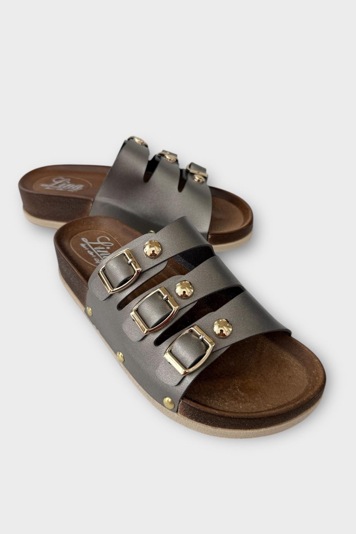 Kadın Günlük Terlik Tokalı Üç Bant Şık Ortopedik Yazlık Ev Plaj Tatil İş Terliği PLATİN - Görsel 3