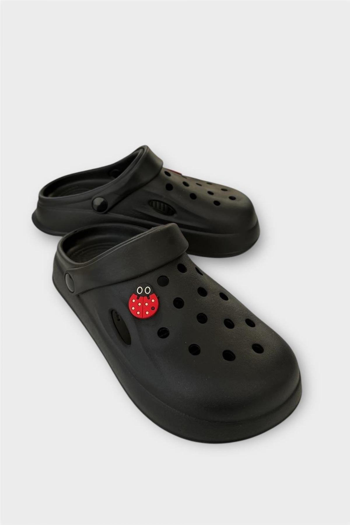 Kadın Comfort Uğur Böceği Tokalı Medikal Hemşire Sabo Terlik SİYAH - Görsel 3
