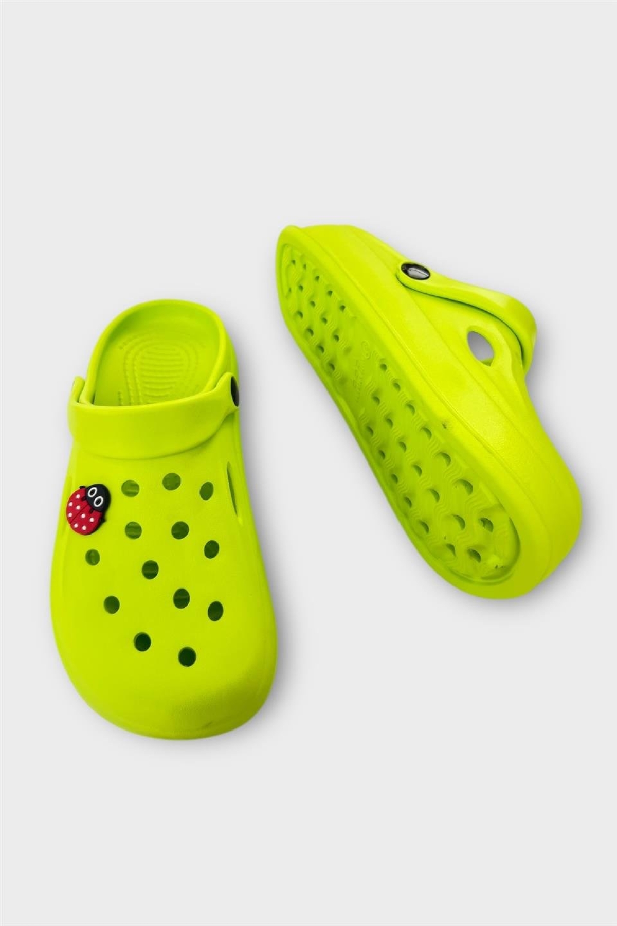 Kadın Comfort Uğur Böceği Tokalı Medikal Hemşire Sabo Terlik YEŞİL - Görsel 6
