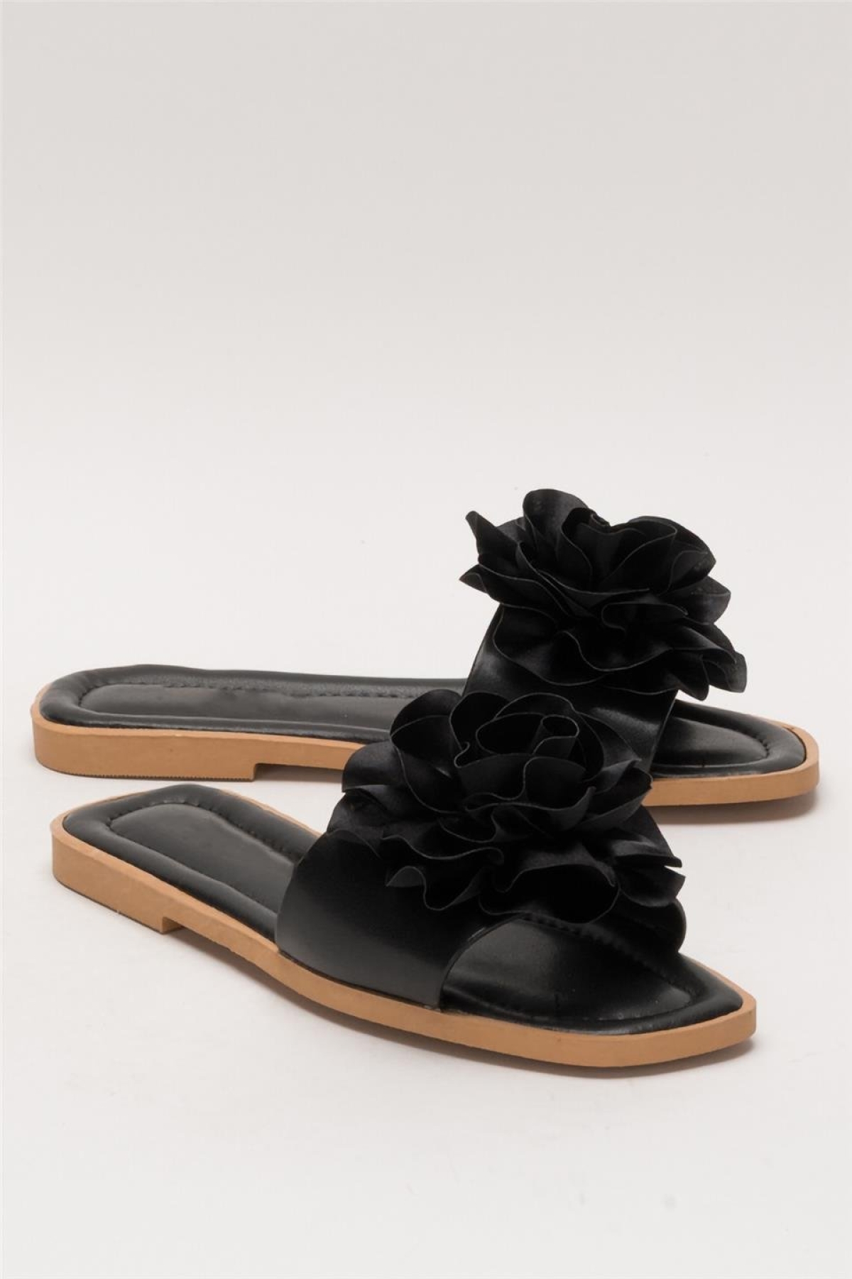 Kadın Gül Çicekli Hediyelik Bohçalık Çeyizlik Terlik SİYAH - Görsel 3