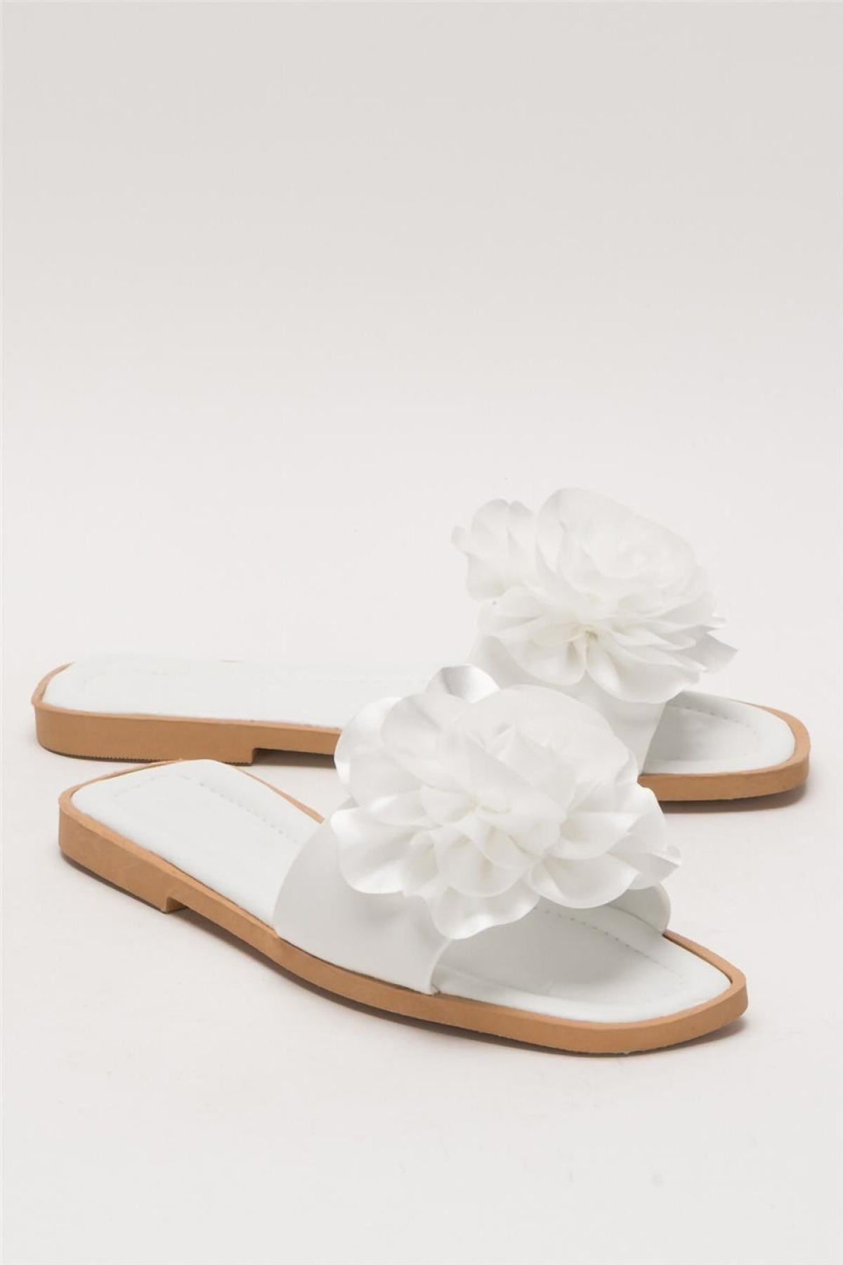 Kadın Gül Çicekli Hediyelik Bohçalık Çeyizlik Terlik BEYAZ - Görsel 3