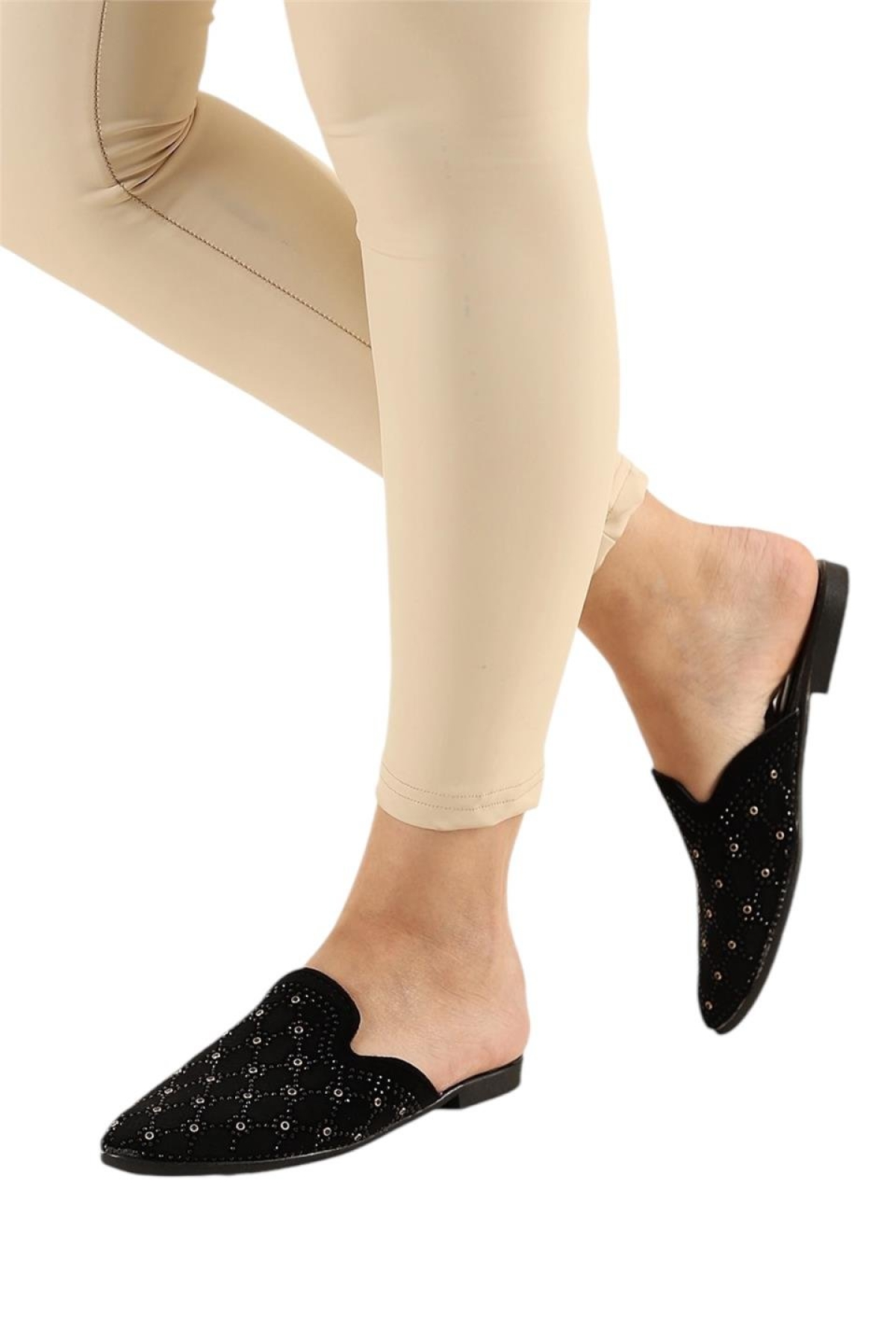 Süet Sivri Burun Taş Tasarımlı Kadın Terlik SİYAH - ALTIN - Görsel 2