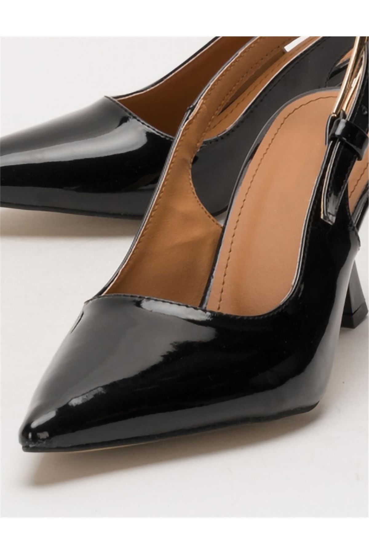 Kadın Sivri Burun Arkası Açık 8 Cm Topuklu Ayakkabı SİYAH - Görsel 6