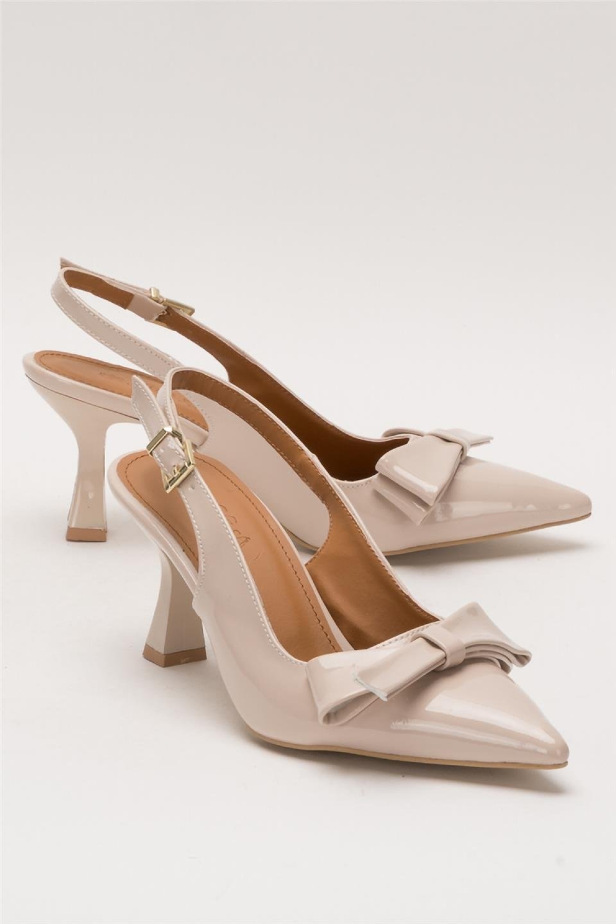 Kadın Fiyonk Tokalı Sivri Burun Arkası Açık 8 Cm Topuklu Ayakkabı BEJ - Görsel 3
